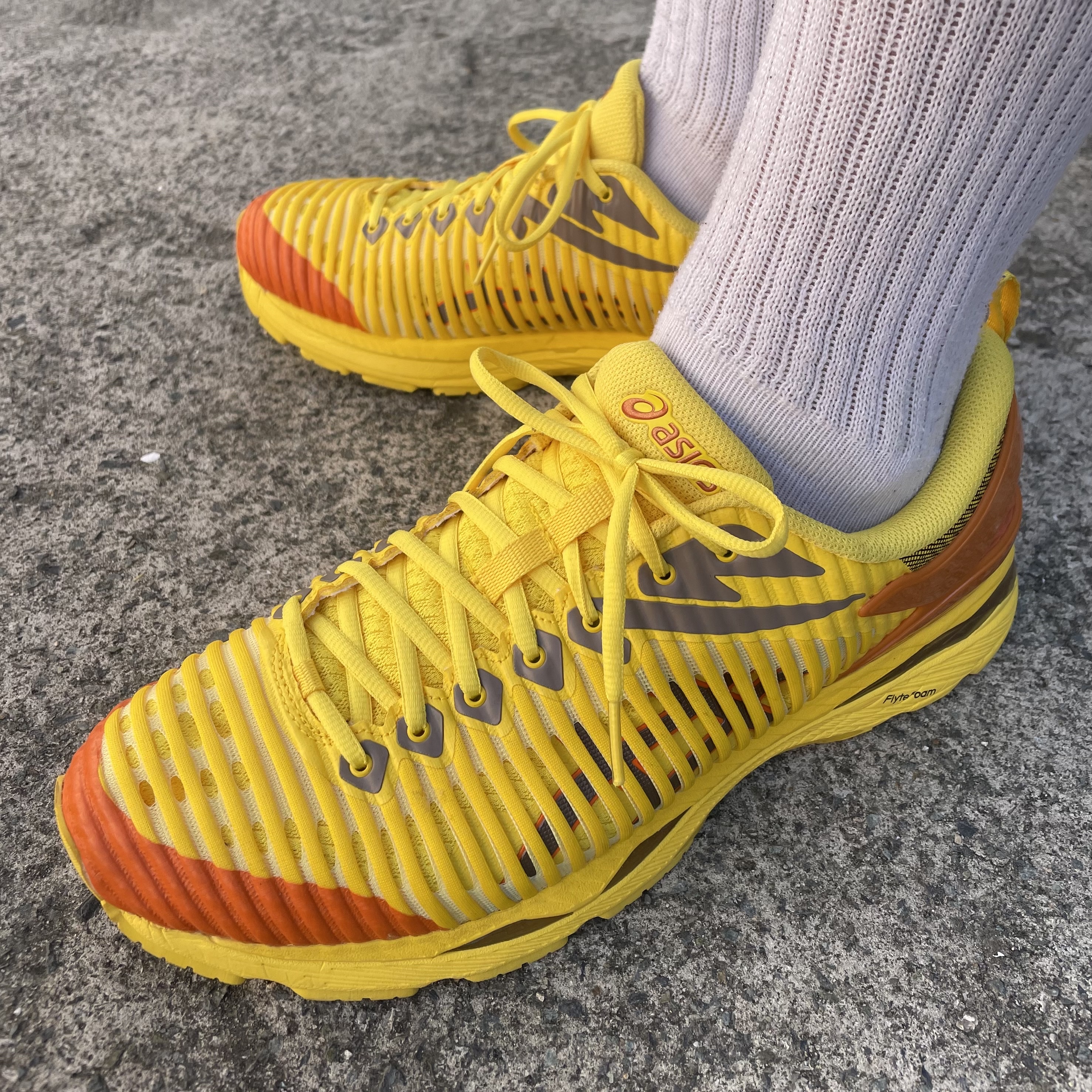 Asics x Kiko Kostadinov Gel-Delva 1 Yellow 착용 스타일