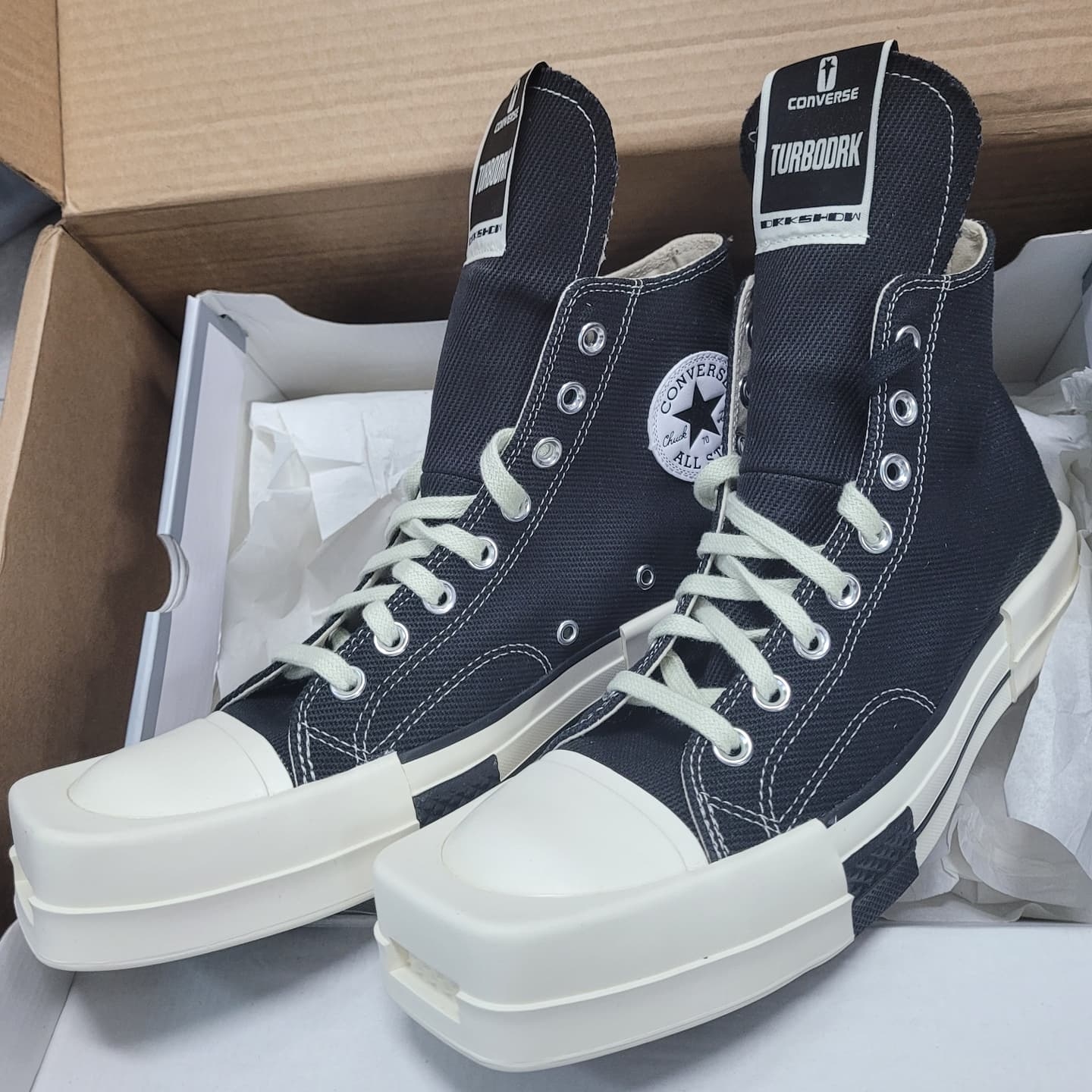 Converse x Drkshdw Turbodrk Chuck 70 Hi Black 착용 스타일 - 1