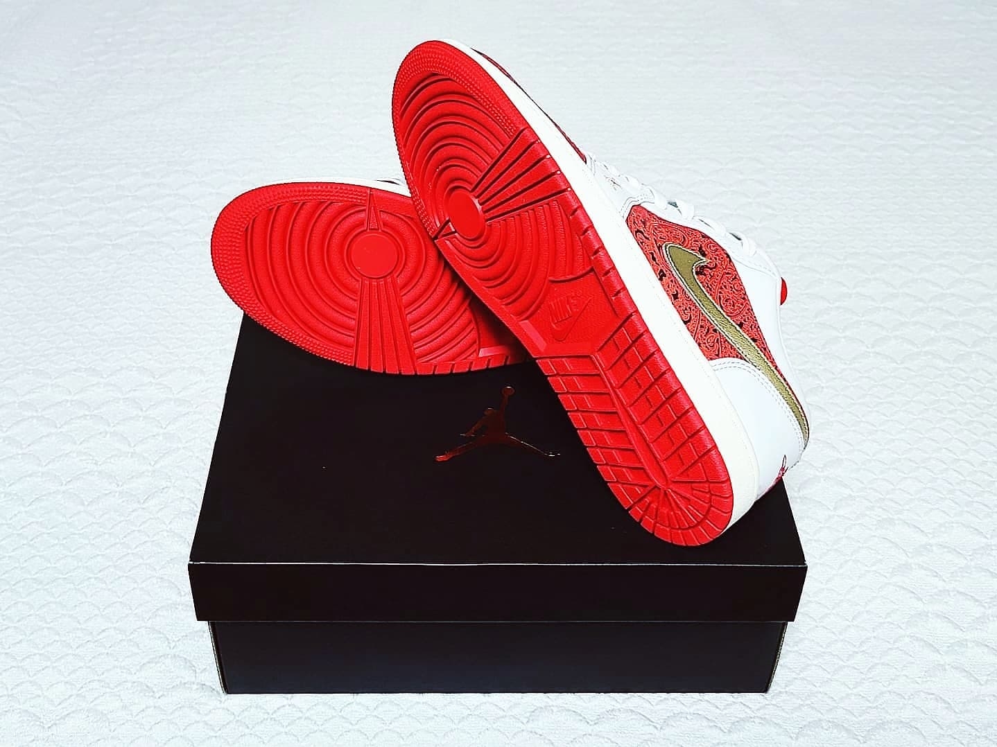Jordan 1 Low SE Spades 착용 스타일 - 4