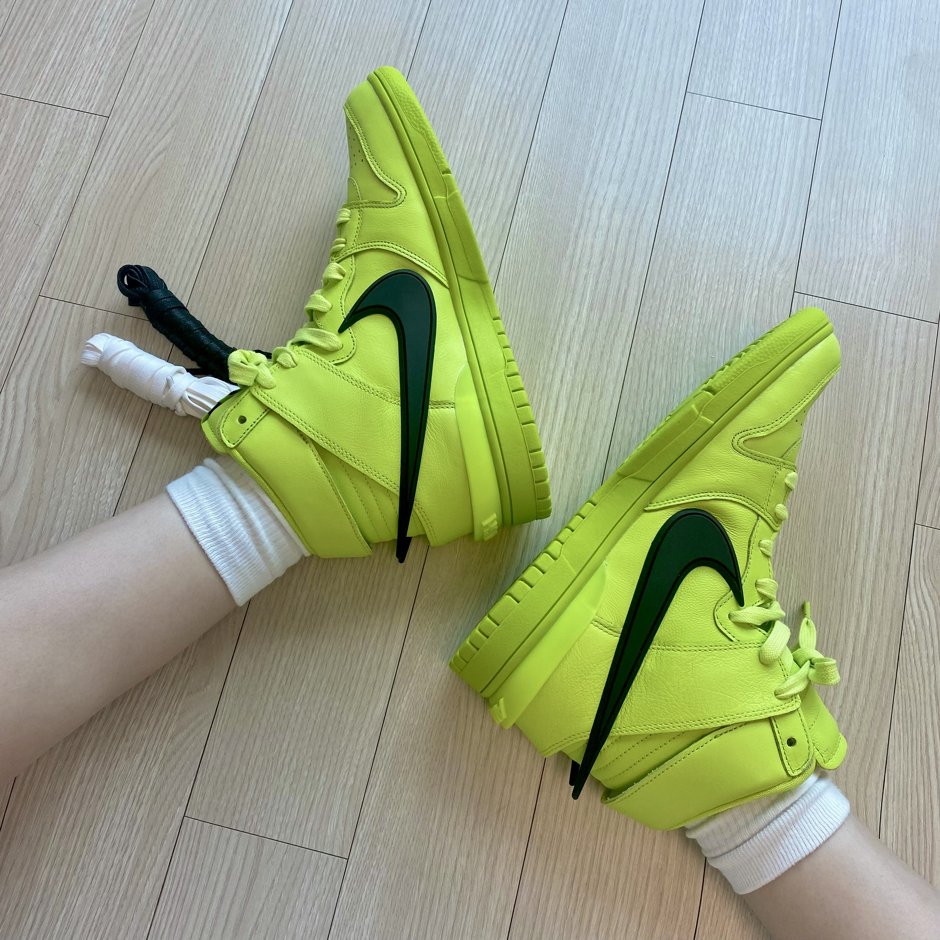 Nike x Ambush Dunk High Flash Lime, Nike x Ambush Dunk High Deep Royal Blue 착용 스타일 - 1