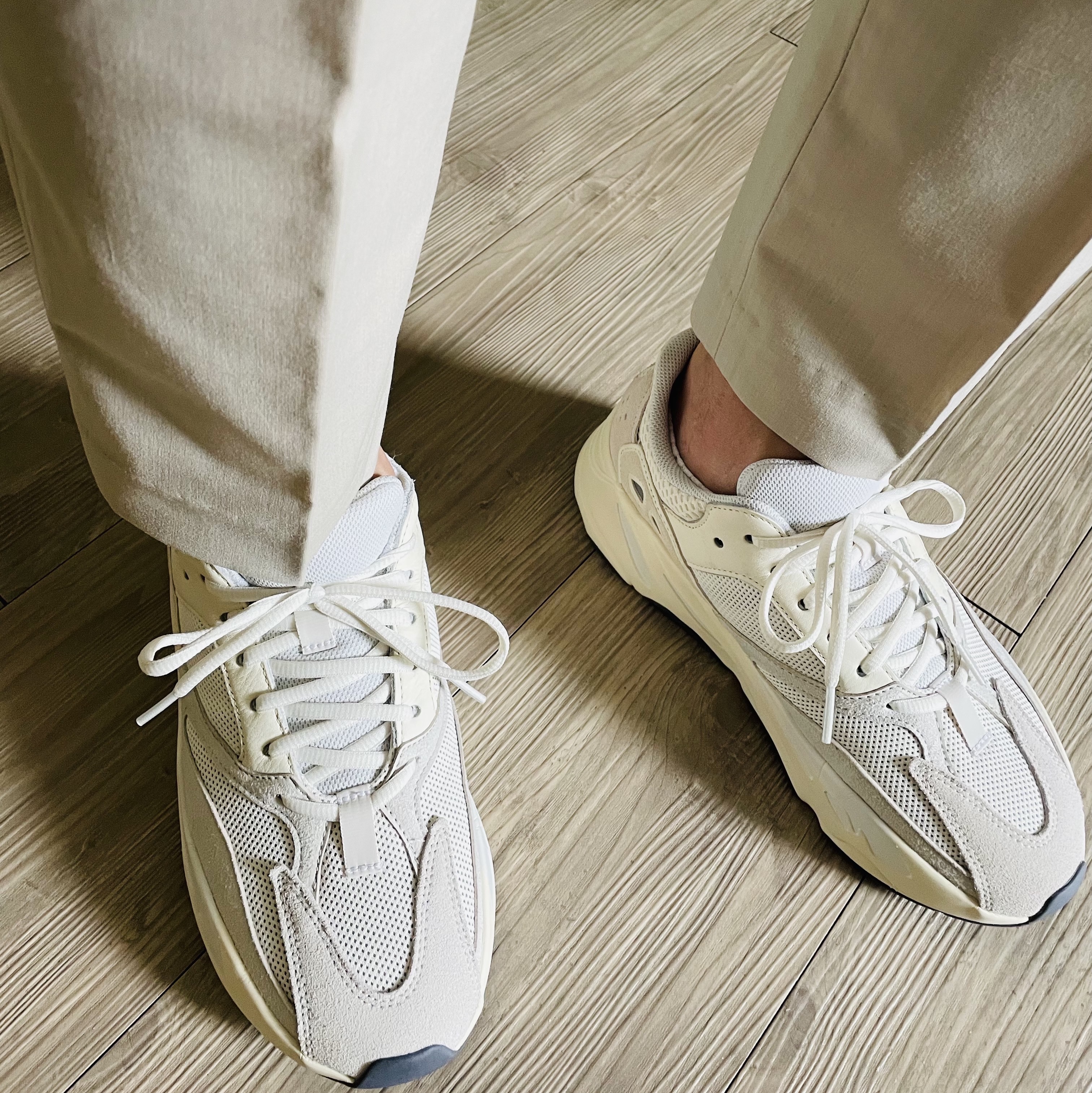 Adidas Yeezy Boost 700 Analog 2019 착용 스타일 - 2