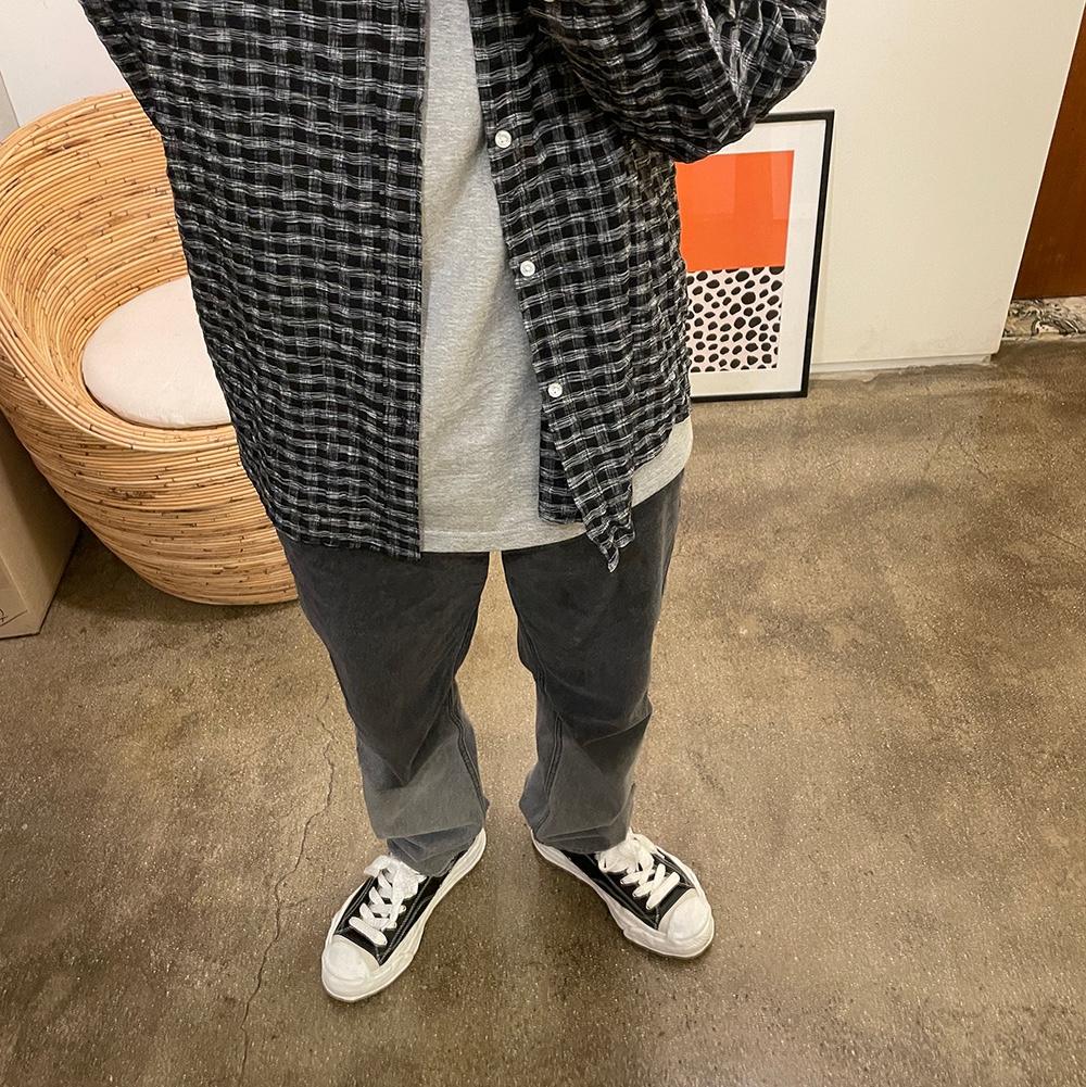 Maison Mihara Yasuhiro Blakey OG STC Sole Leather Low-top Sneakers Black 착용 스타일 - 2