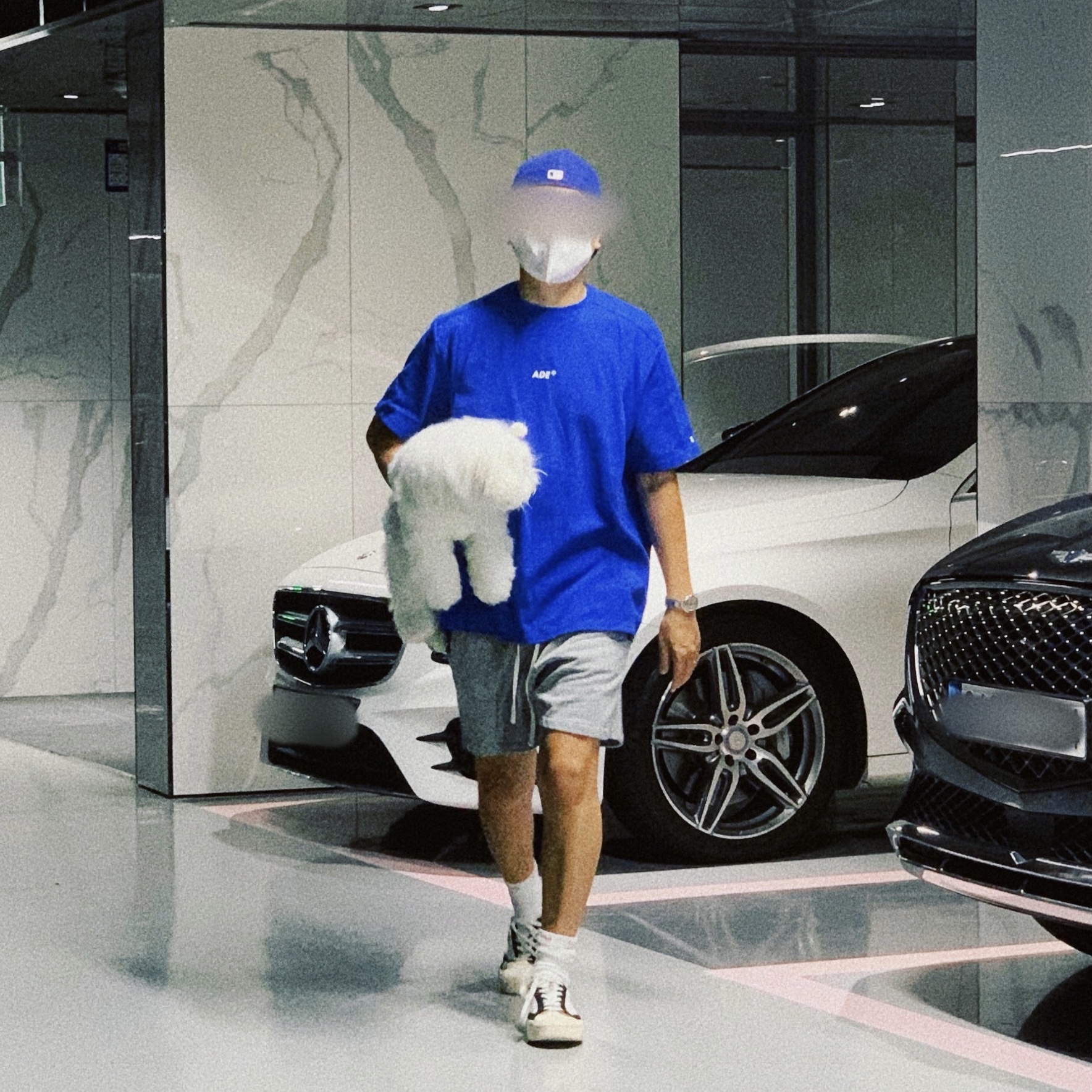 Y-3 Yohji Star Cloud White Bold Blue 착용 스타일 - 2