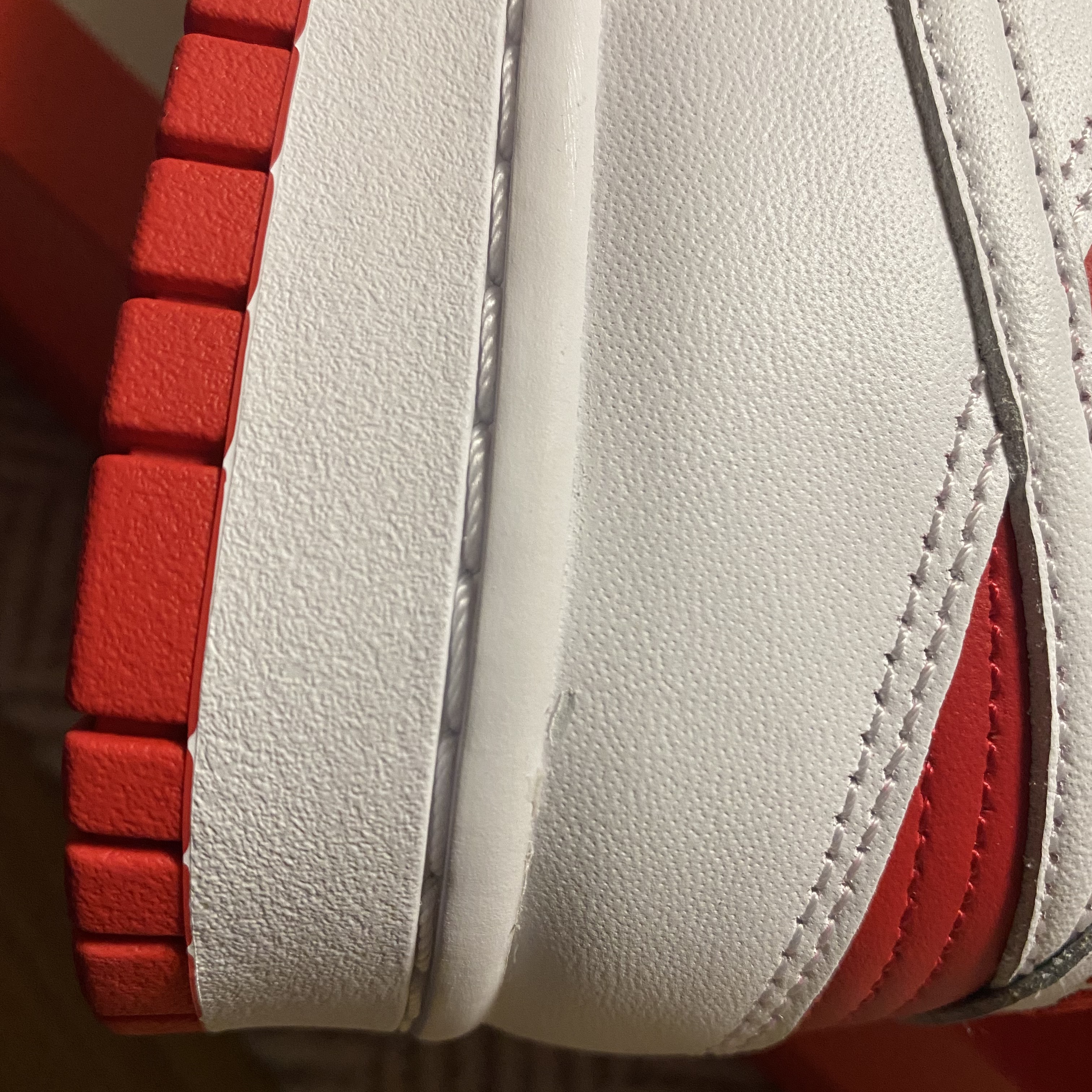 Nike Dunk Low Retro Championship Red 착용 스타일 - 2