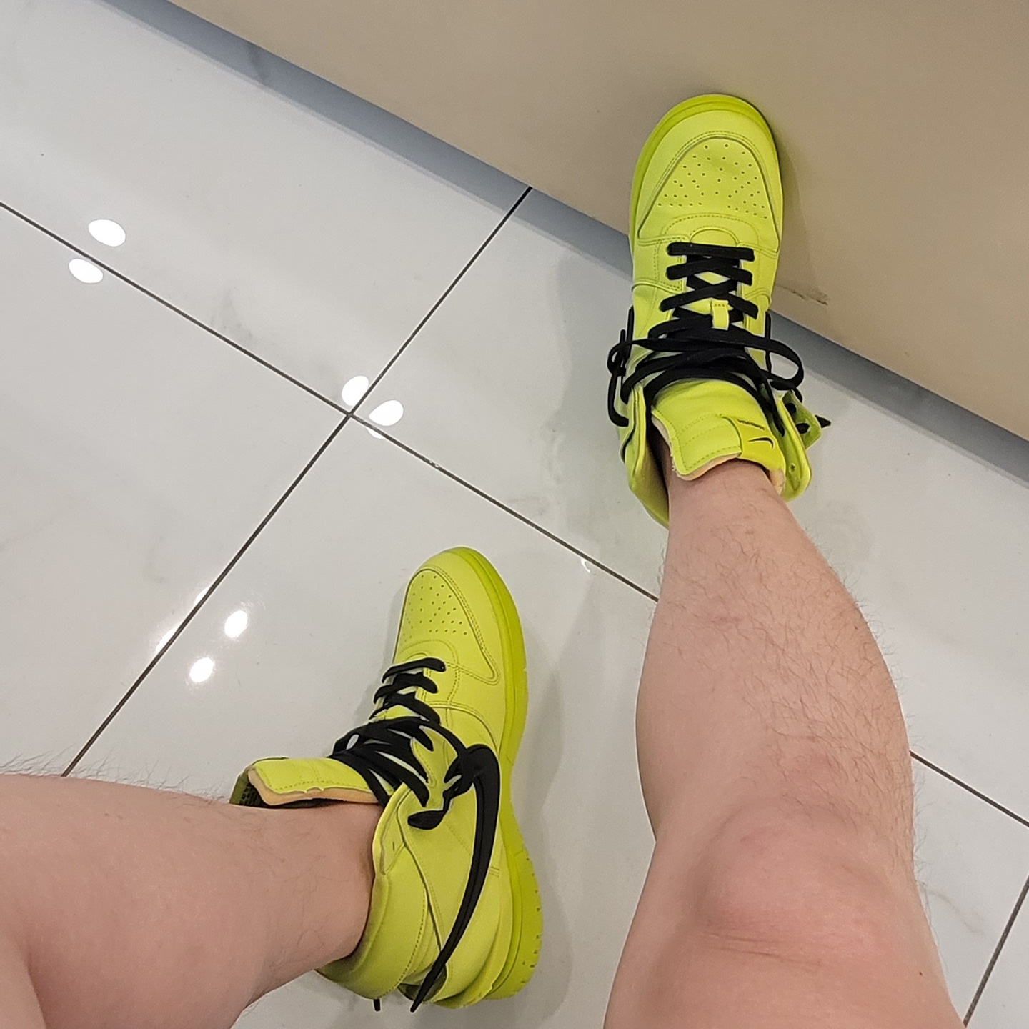 Nike x Ambush Dunk High Flash Lime 착용 스타일 - 2