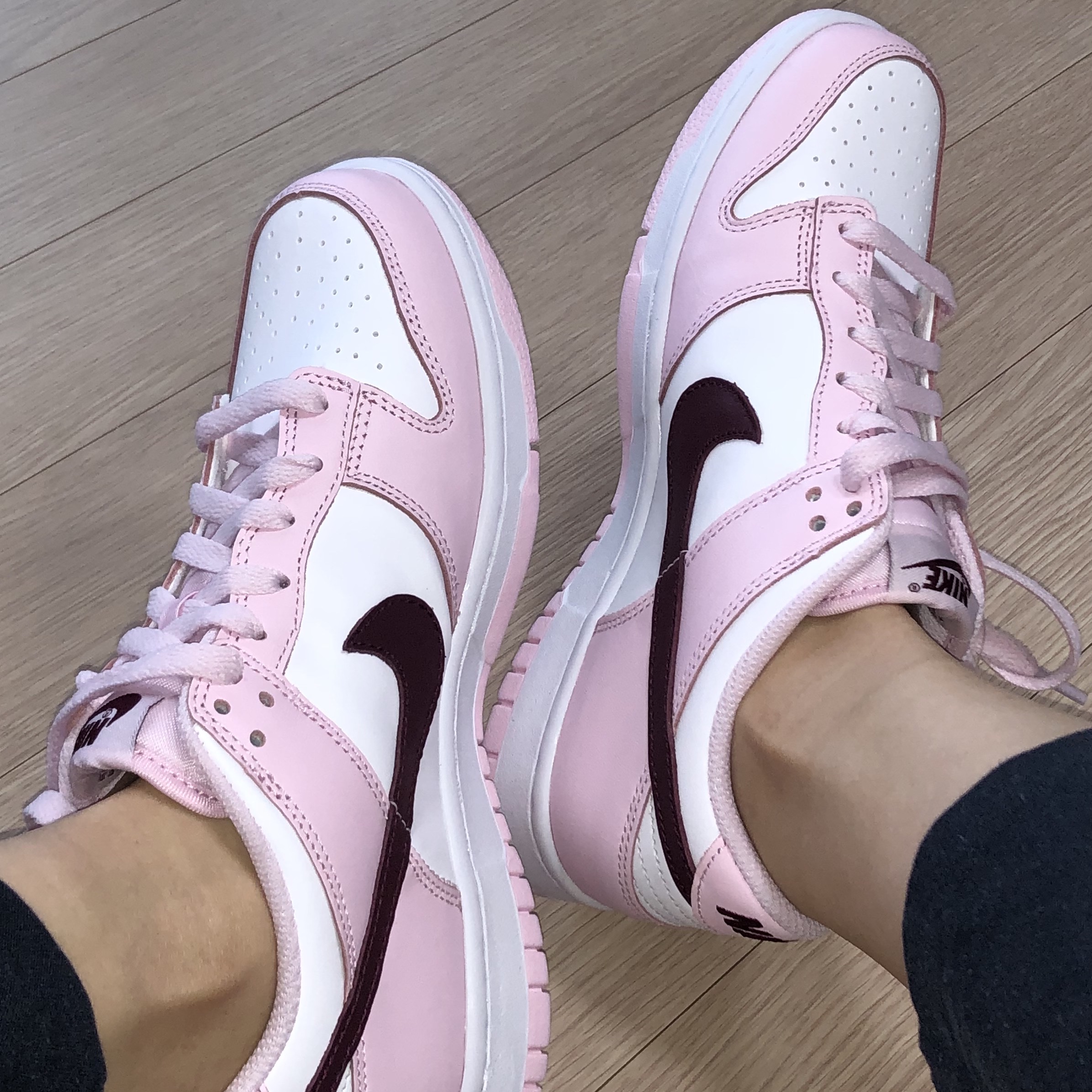 (GS) Nike Dunk Low Pink Foam 착용 스타일 - 3