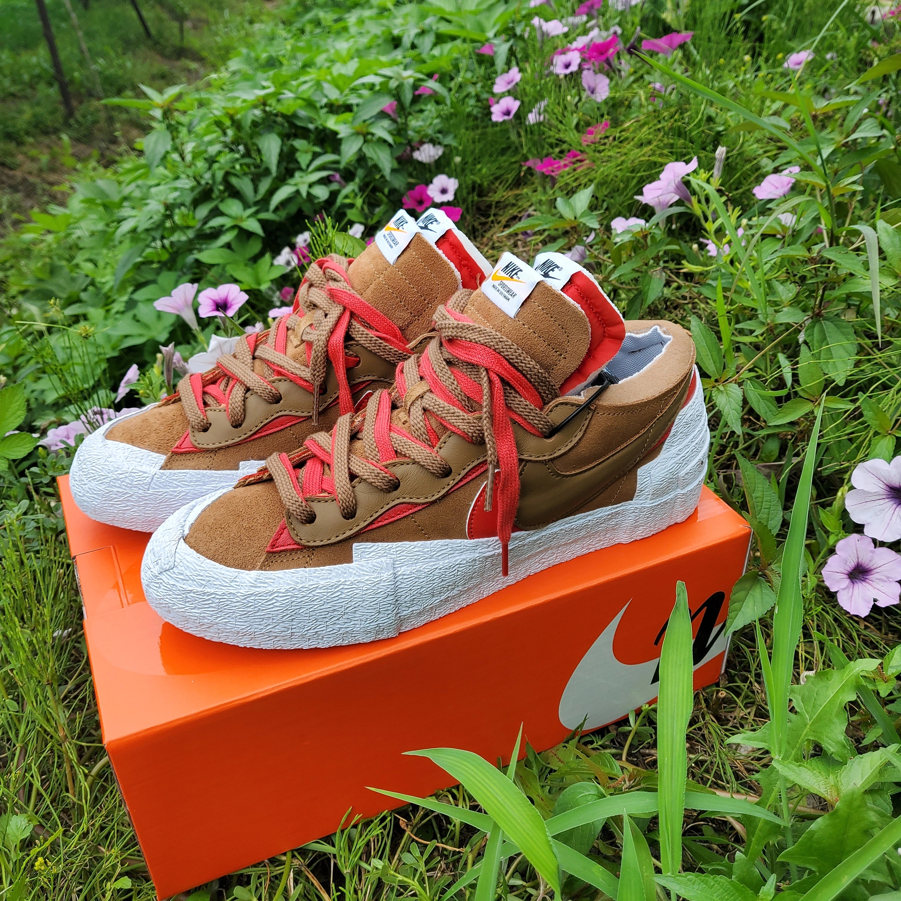 Nike x Sacai Blazer Low British Tan 착용 스타일