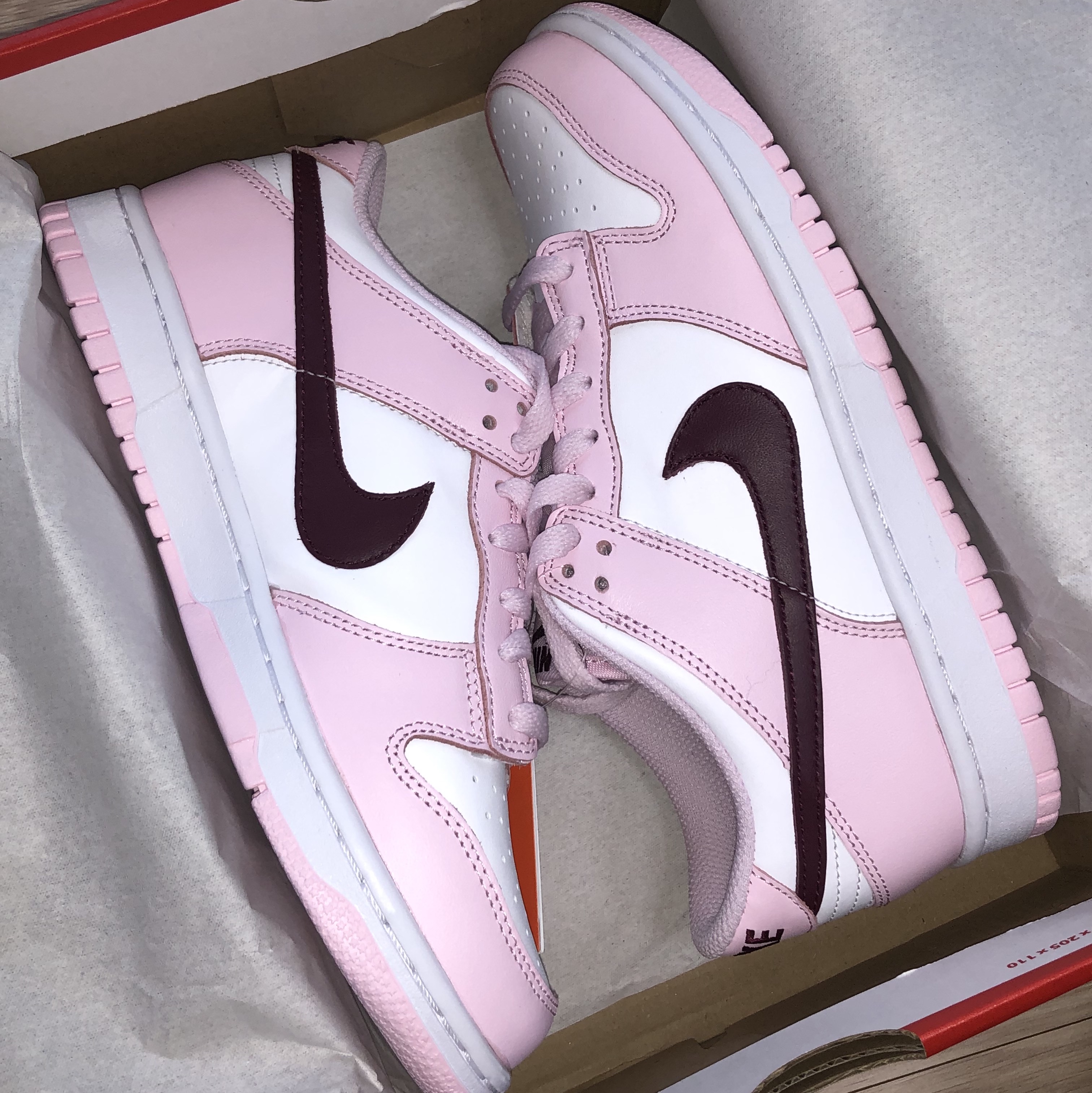 (GS) Nike Dunk Low Pink Foam 착용 스타일 - 2