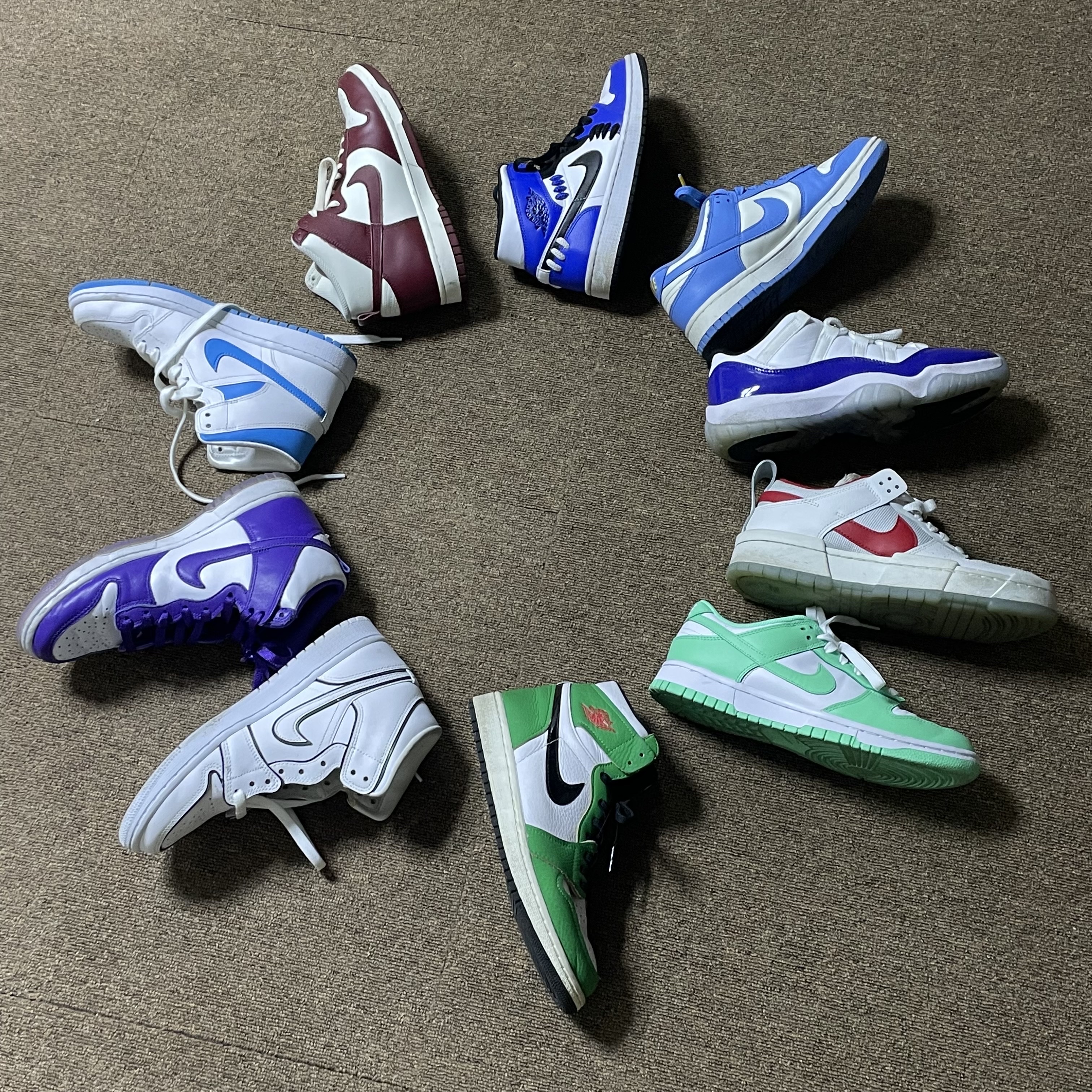 (W) Nike Dunk High SP Varsity Purple, (W) Jordan 1 Retro High OG Lucky Green 착용 스타일