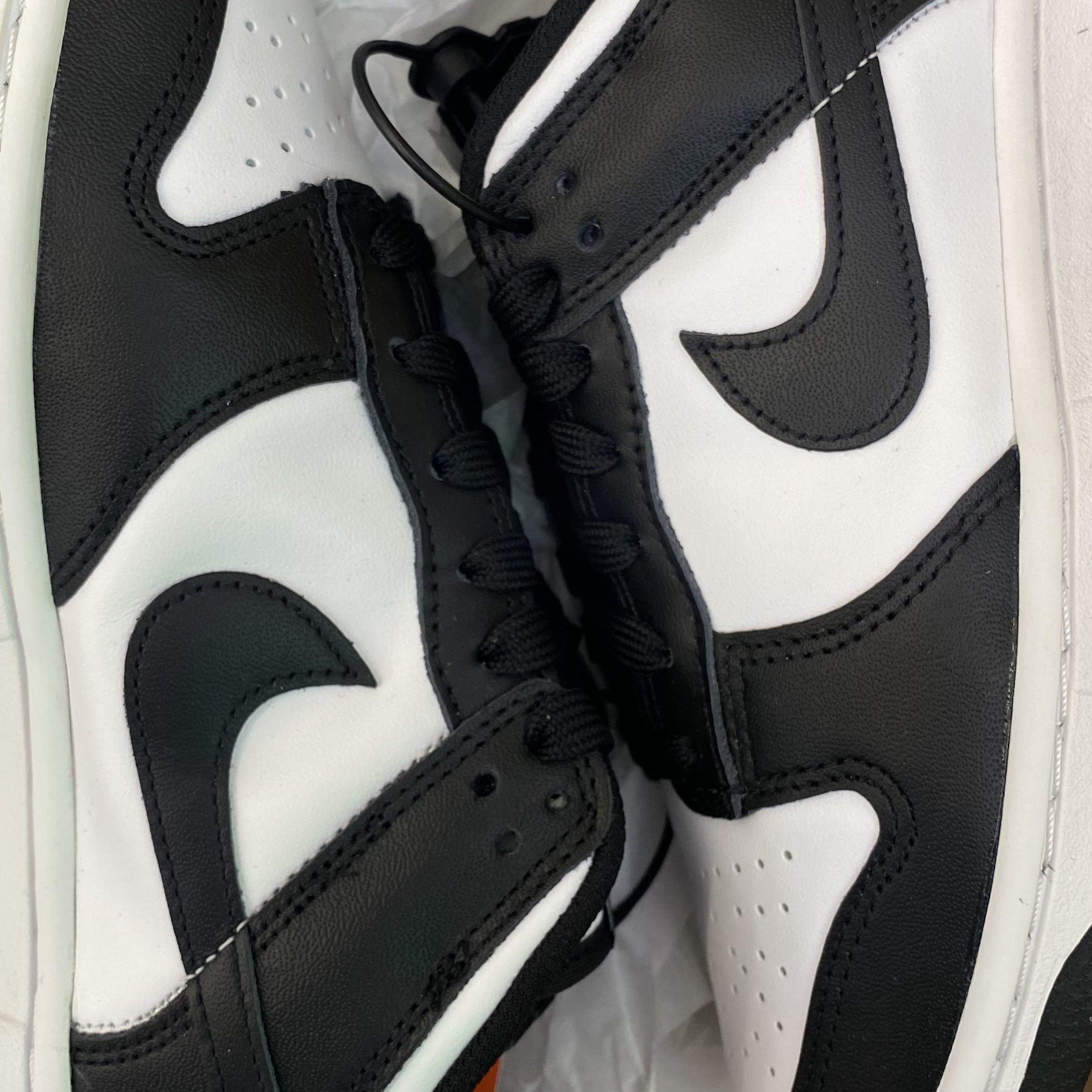 Nike Dunk Low Retro Black, (W) Nike Dunk Low Black 착용 스타일 - 2