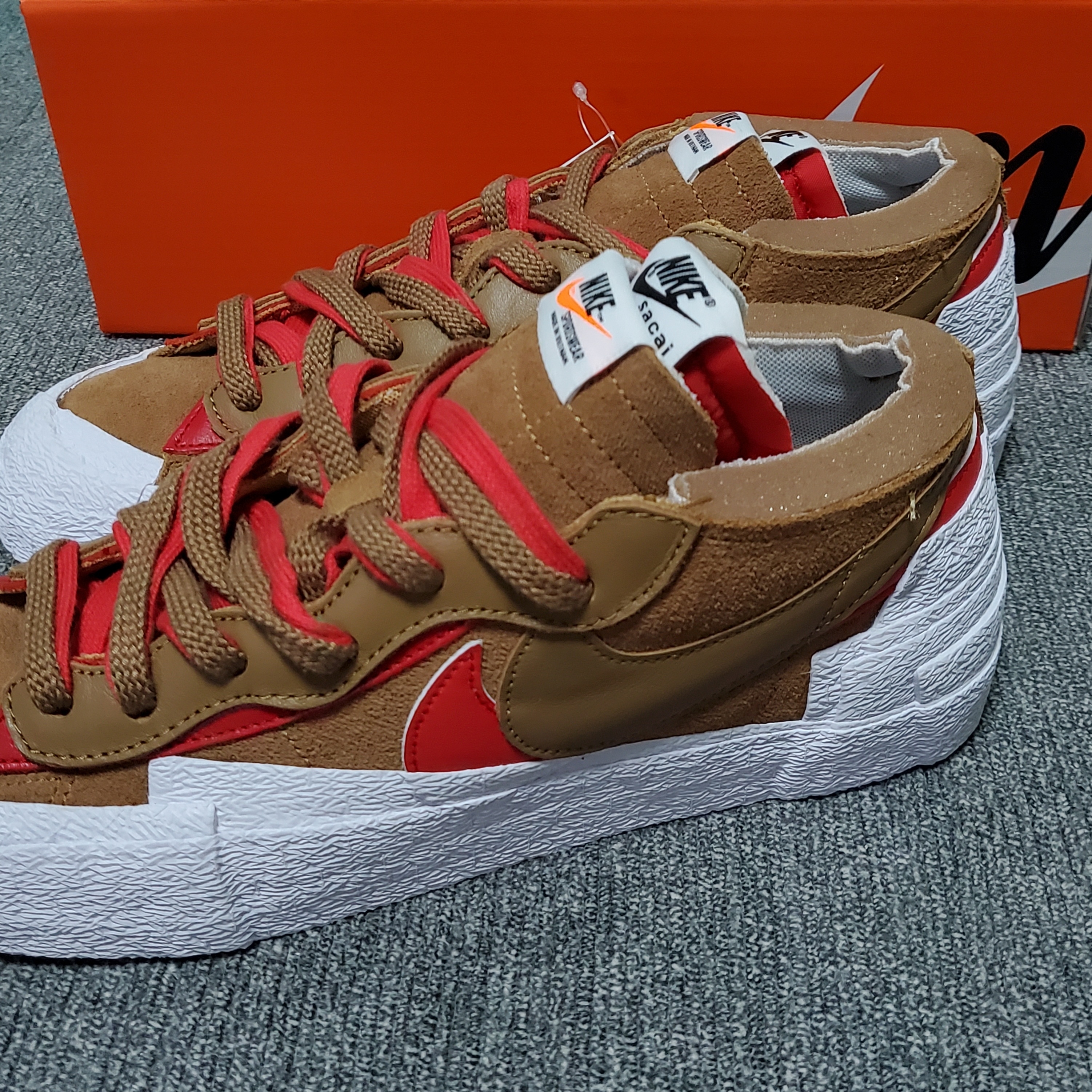 Nike x Sacai Blazer Low British Tan 착용 스타일