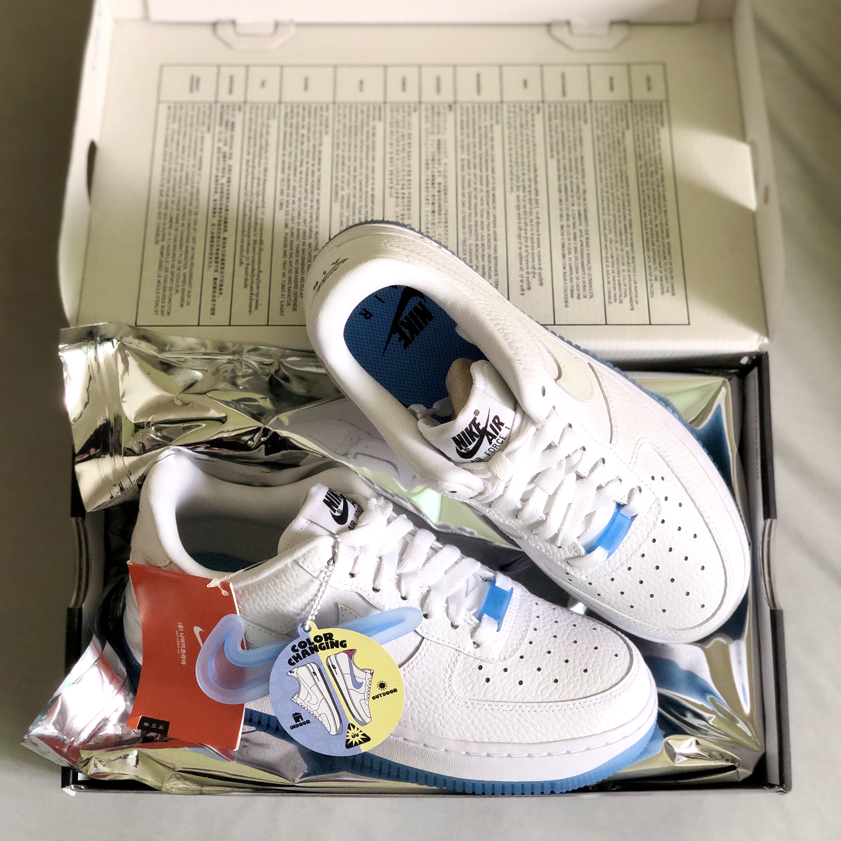 (W) Nike Air Force 1 '07 LX White University Blue 착용 스타일 - 1