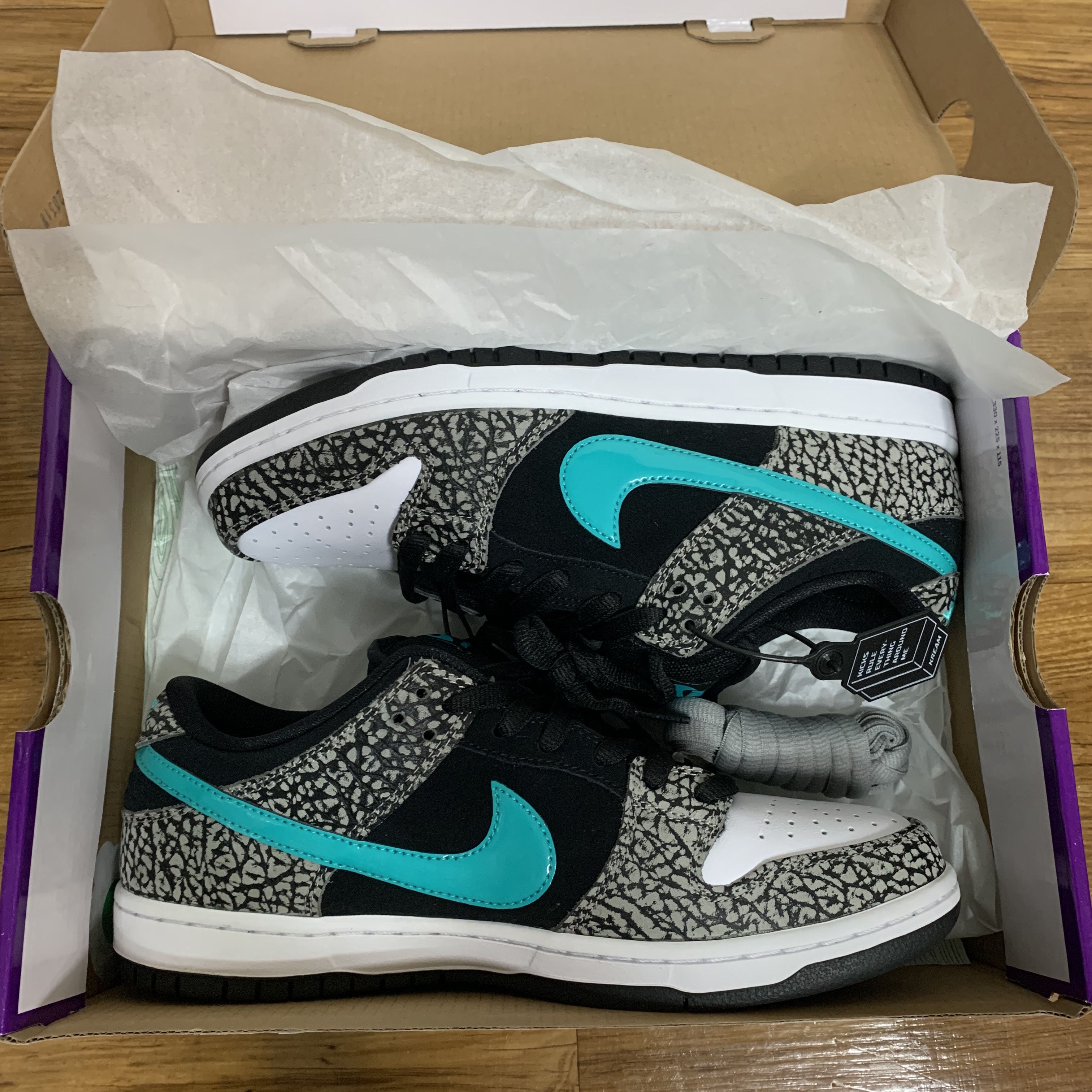 Nike SB Dunk Low Pro Clear Jade 착용 스타일 - 2