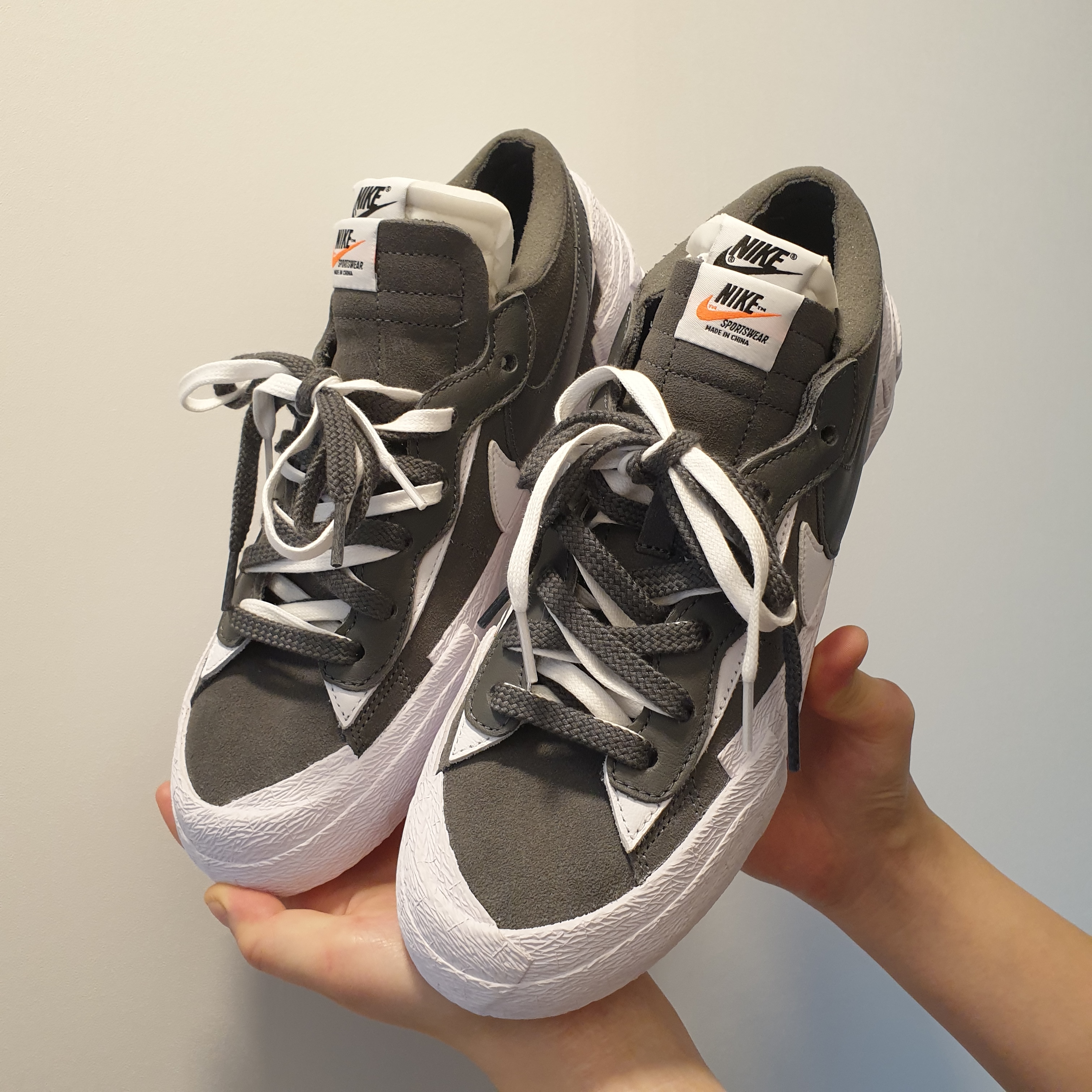 Nike x Sacai Blazer Low Iron Grey 착용 스타일
