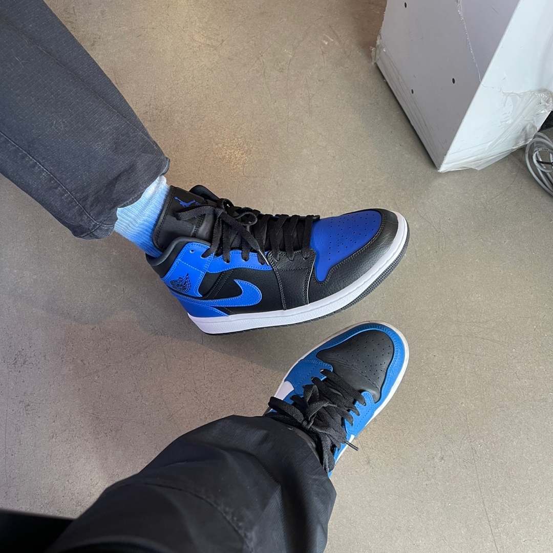 Jordan 1 Retro Royal 2017, Jordan 1 Retro High Rare Air Soar 착용 스타일 - 1