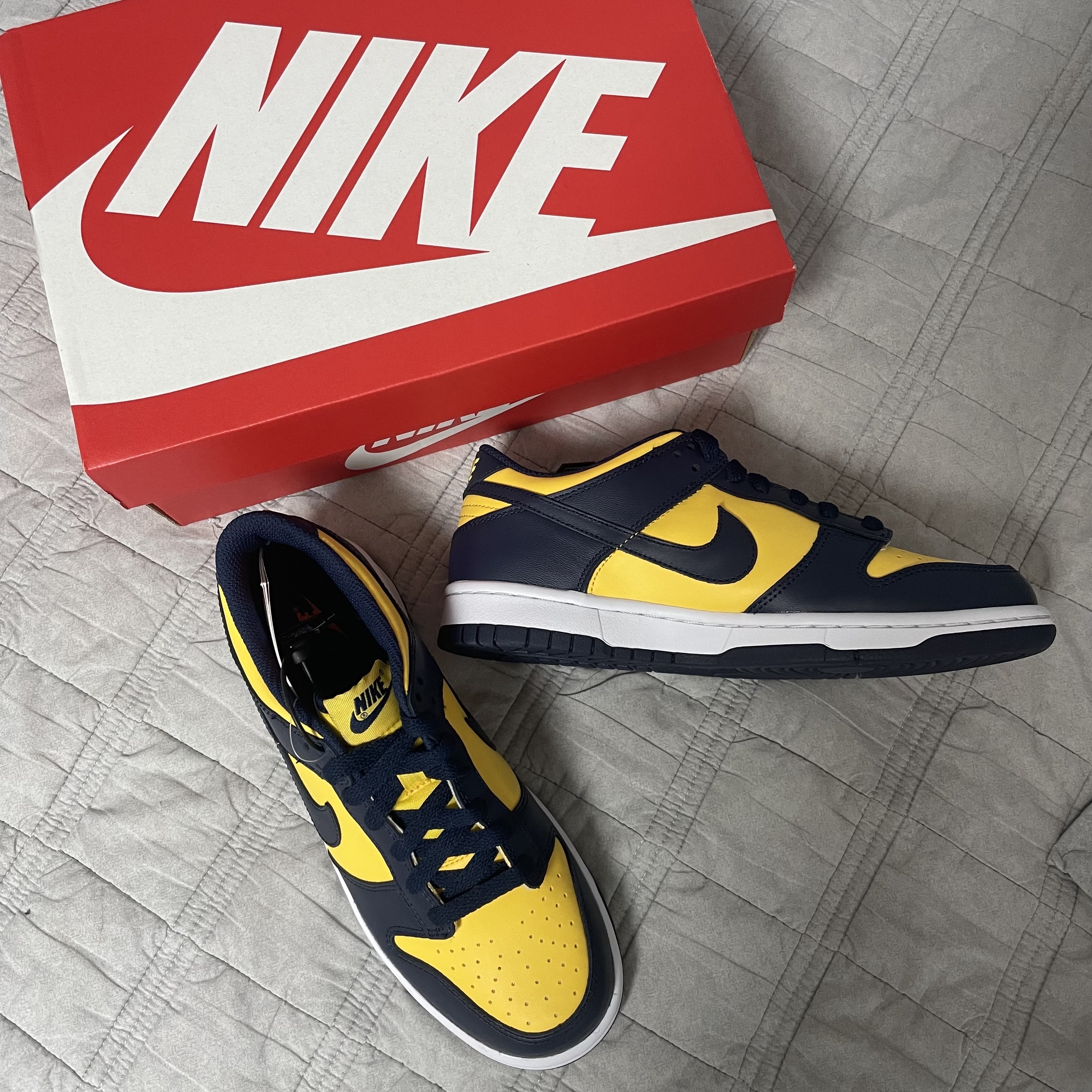 (GS) Nike Dunk Low Varsity Maize 착용 스타일