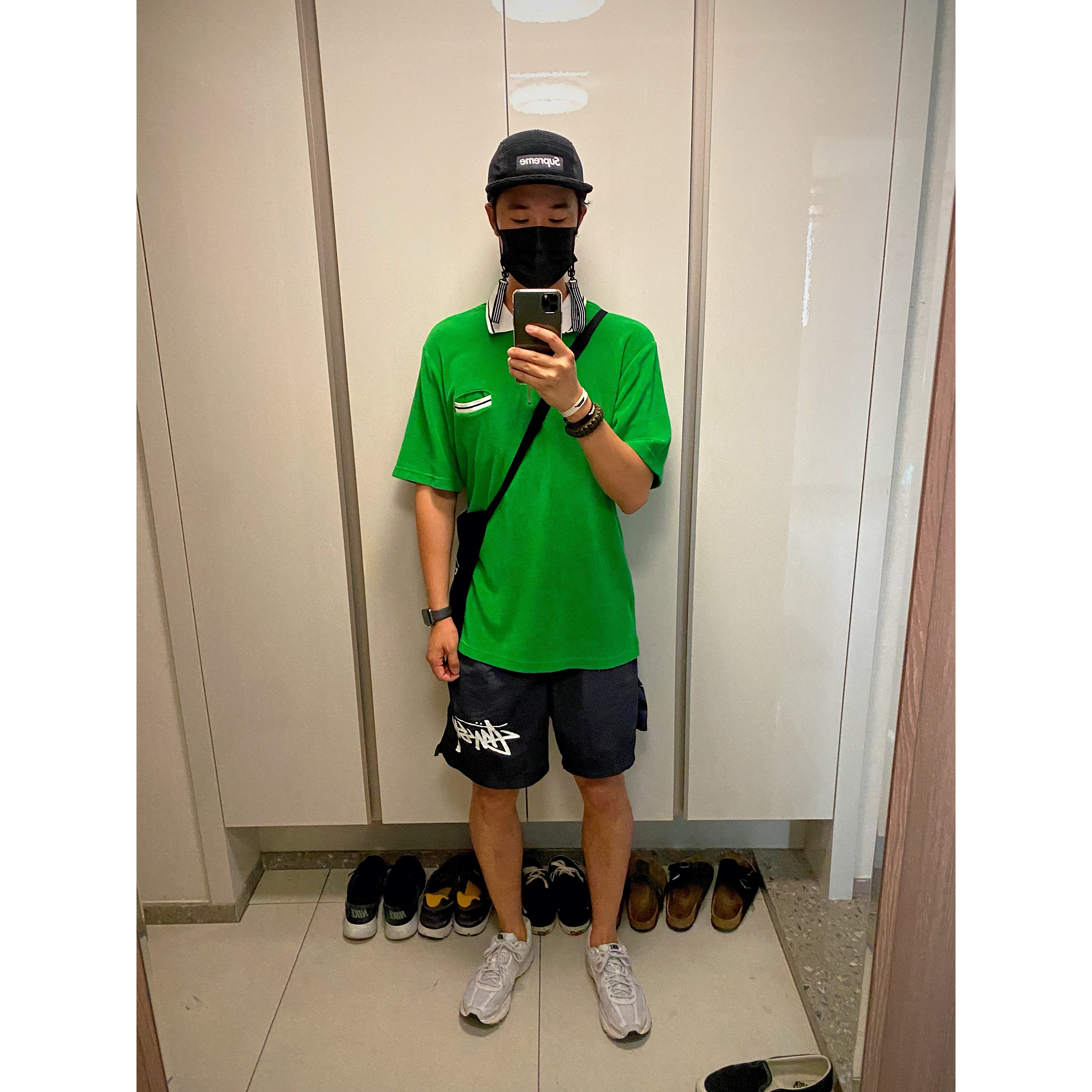 Nike x Stussy Water Shorts Off Noir, Nike Zoom Vomero 5 SP Vast Grey 2019 착용 스타일