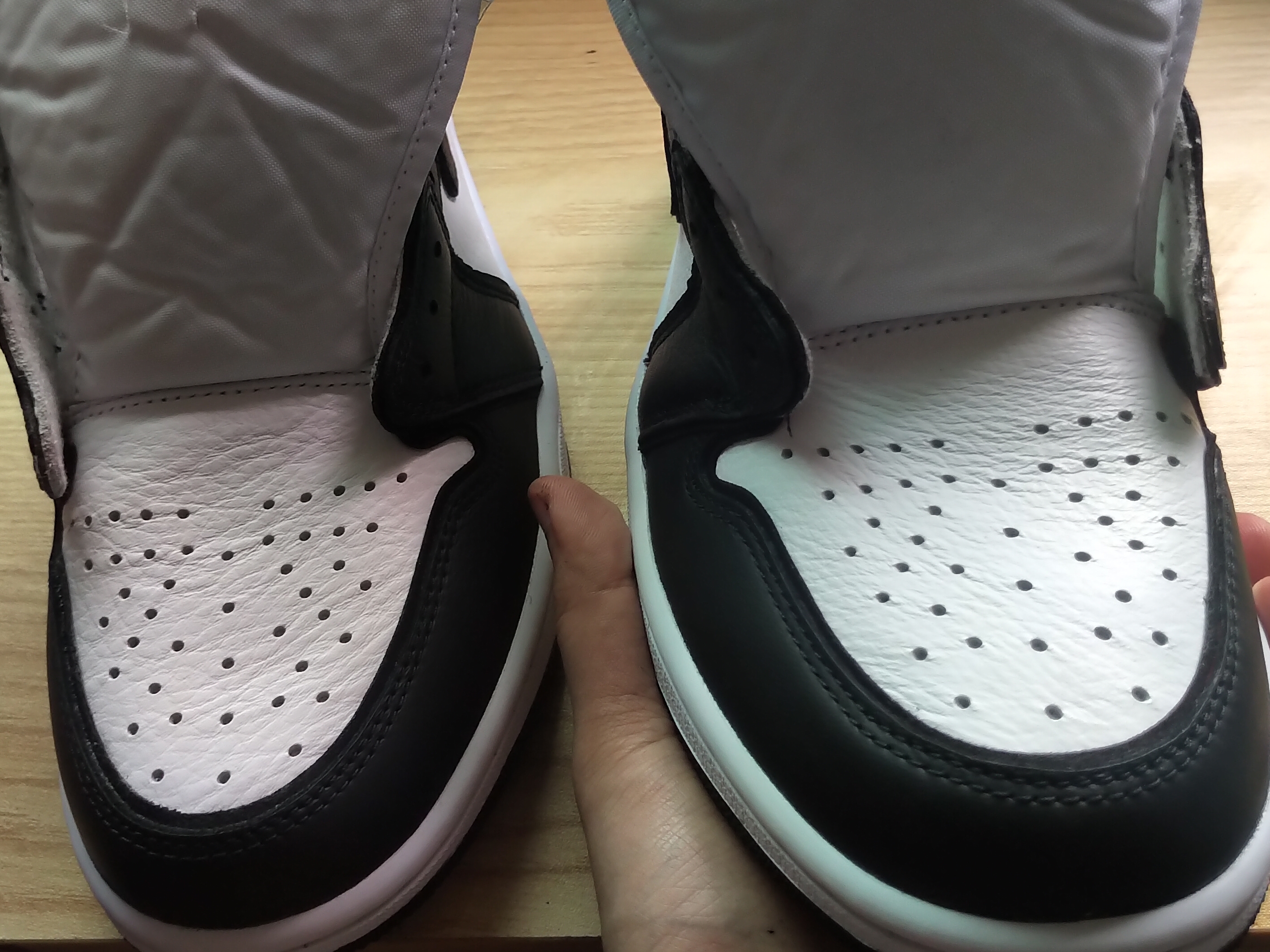 Jordan 1 Retro High OG Bloodline, Jordan 1 Retro High OG Black White 2014 착용 스타일 - 2
