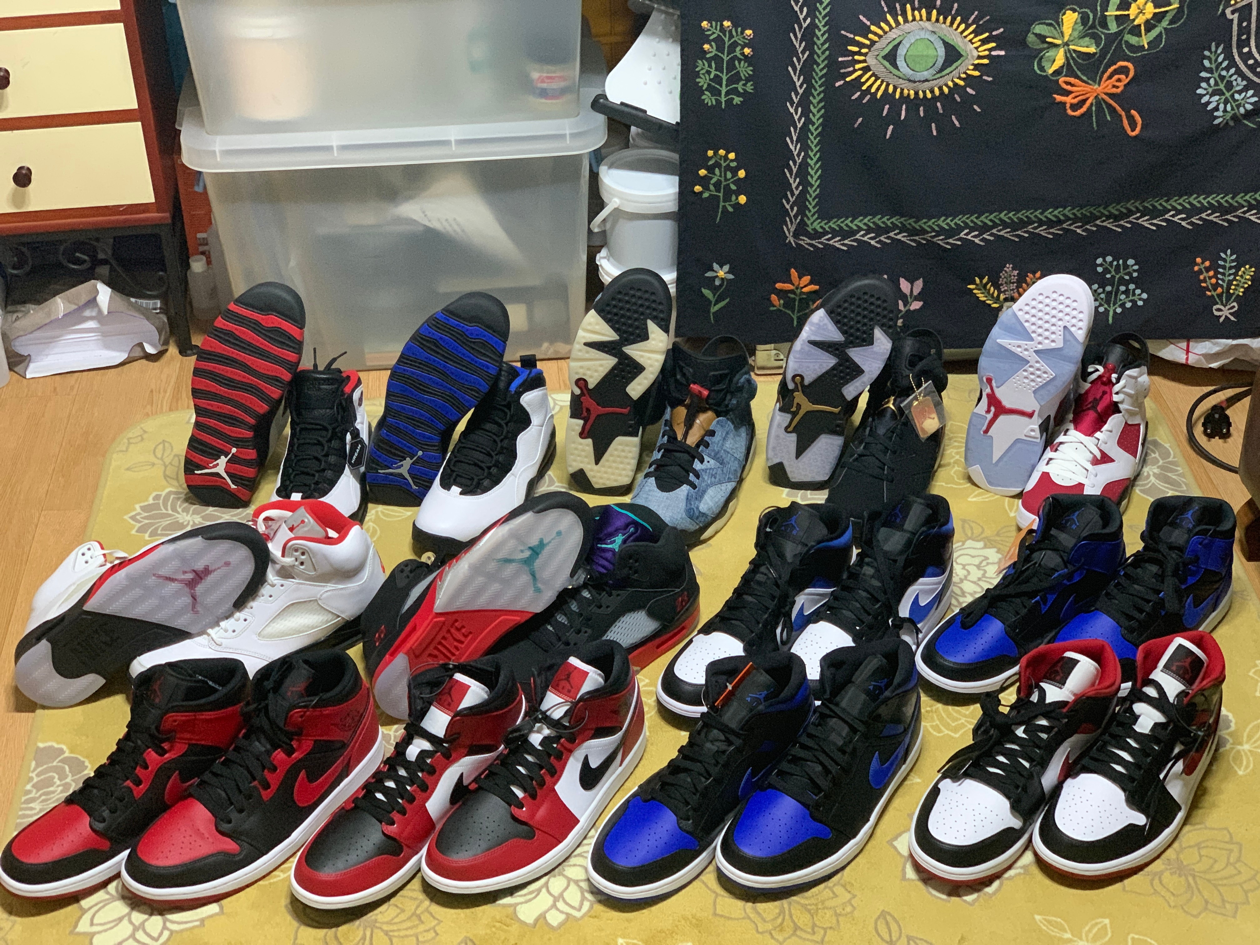 Jordan 1 Mid Gym Red Black White, Jordan 1 Mid Chicago Black Toe 착용 스타일