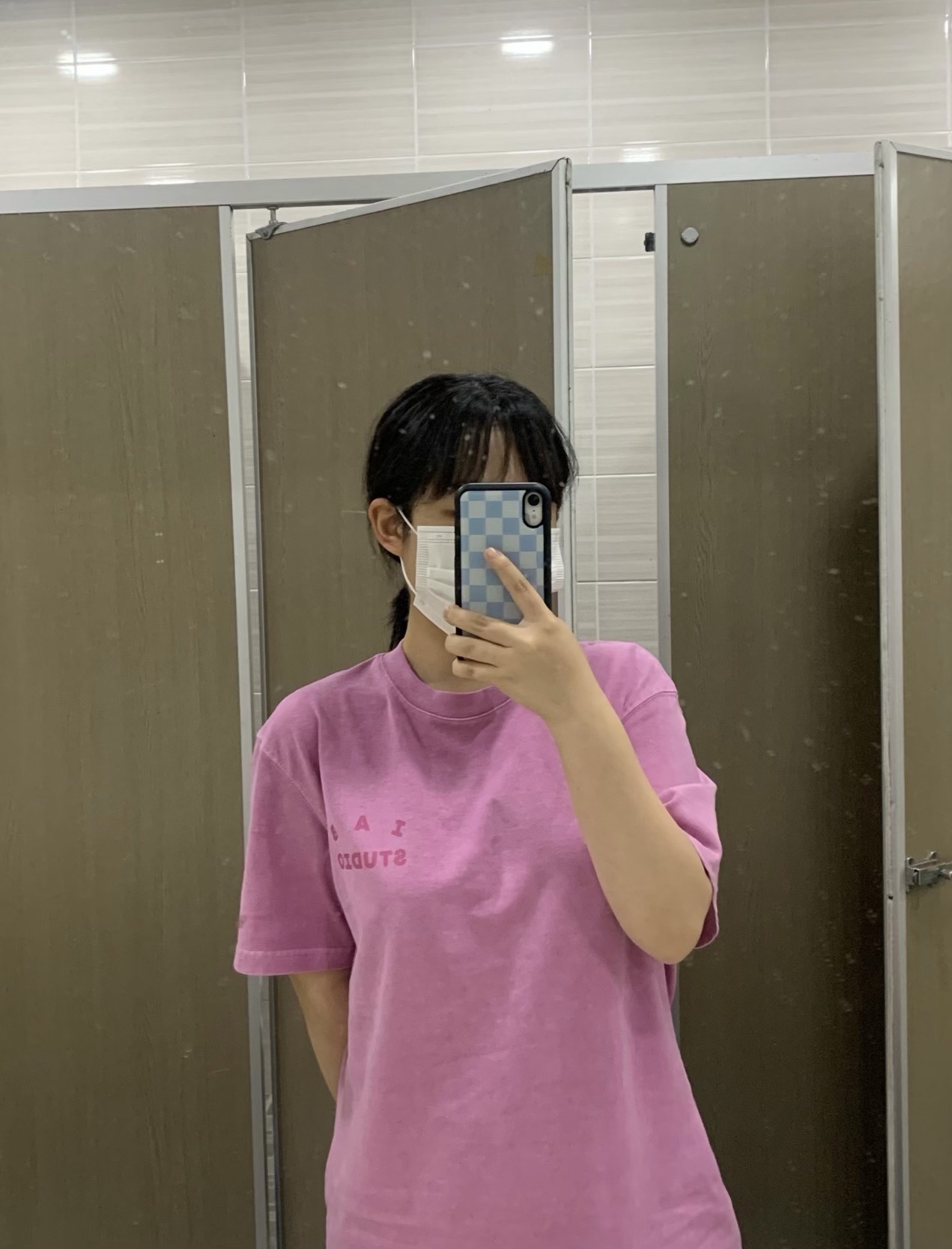 IAB Studio Pigment T-Shirt Magenta 착용 스타일