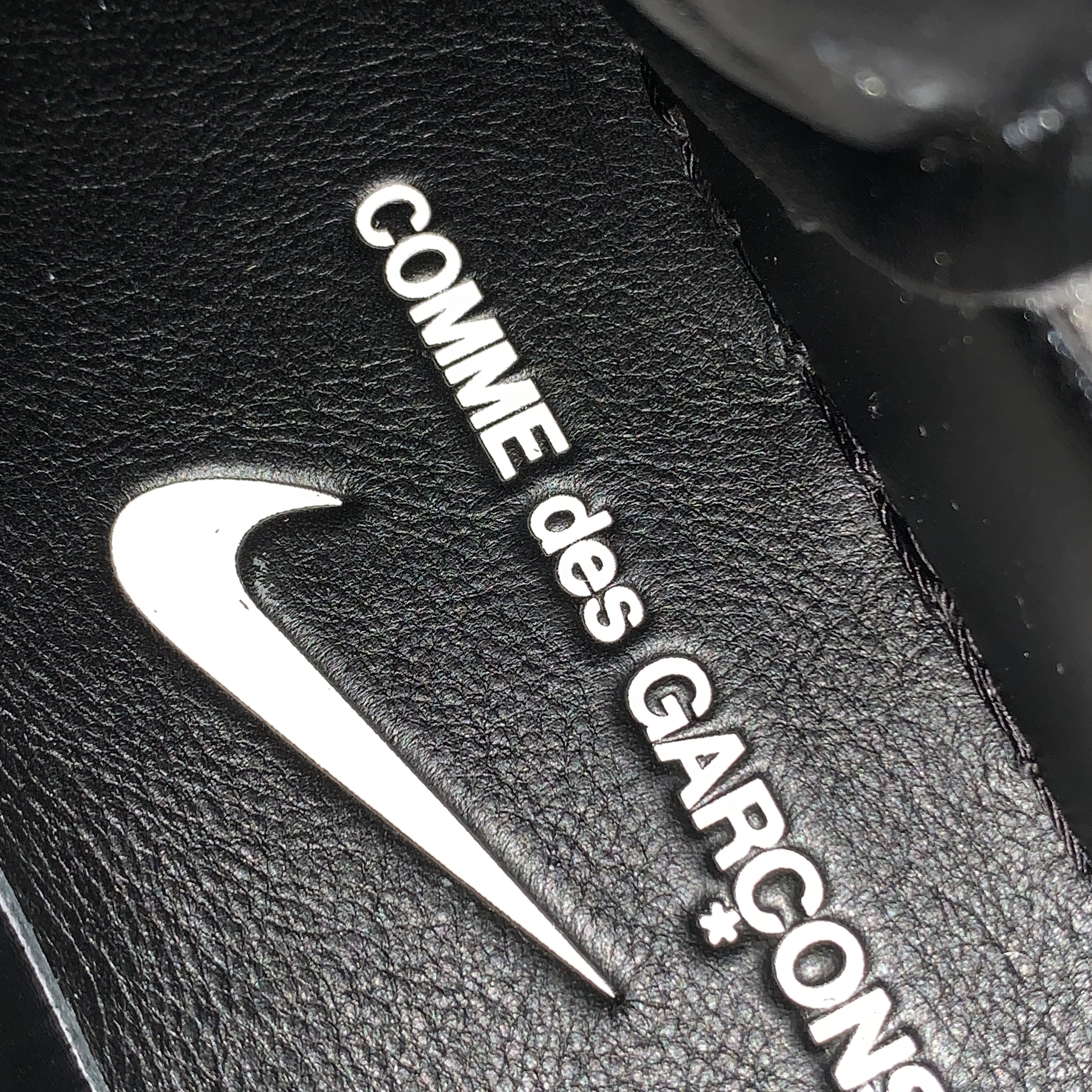 Nike x Comme des Garcons Homme Plus Air Force Mid Black 착용 스타일 - 2