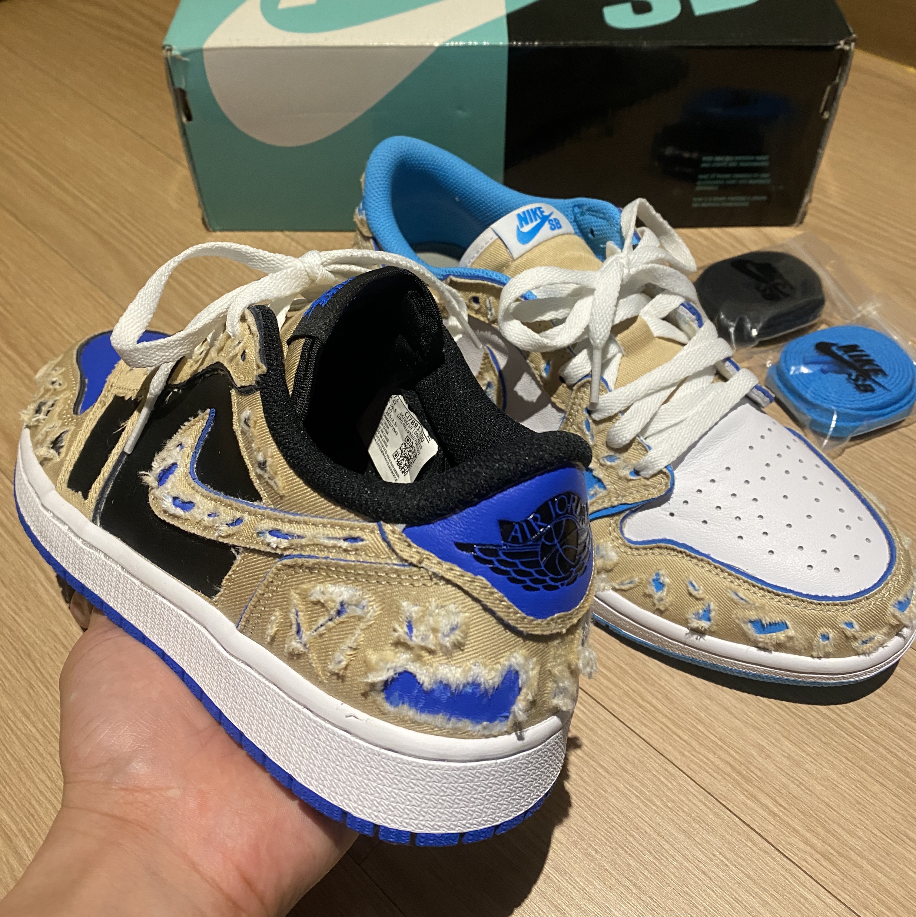 Jordan 1 x Lance Mountain Low SB QS Desert Ore 착용 스타일 - 3