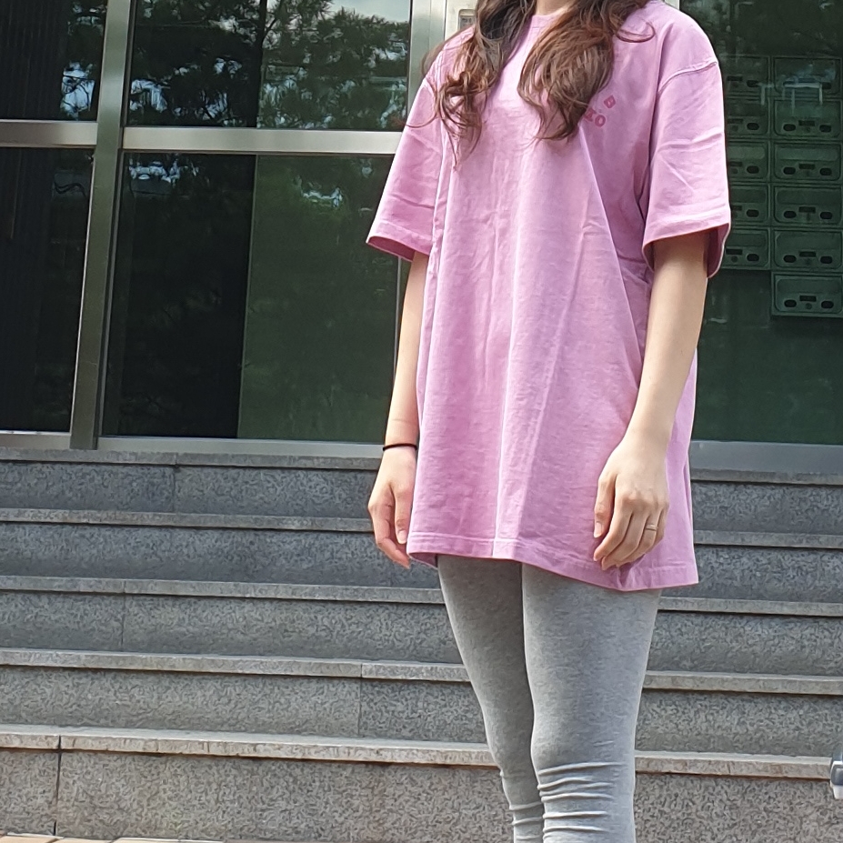 IAB Studio Pigment T-Shirt Magenta, IAB Studio Pigment T-Shirt Black 착용 스타일 - 2