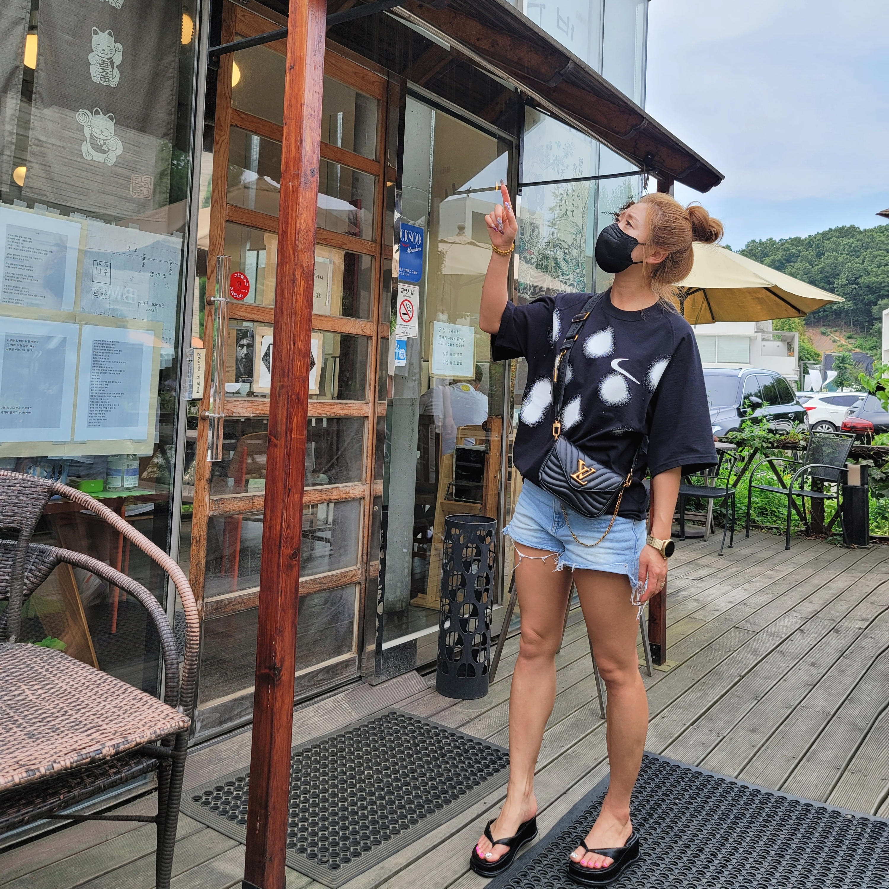 Nike x Off-White NRG Short Sleeve T-Shirt Black 착용 스타일