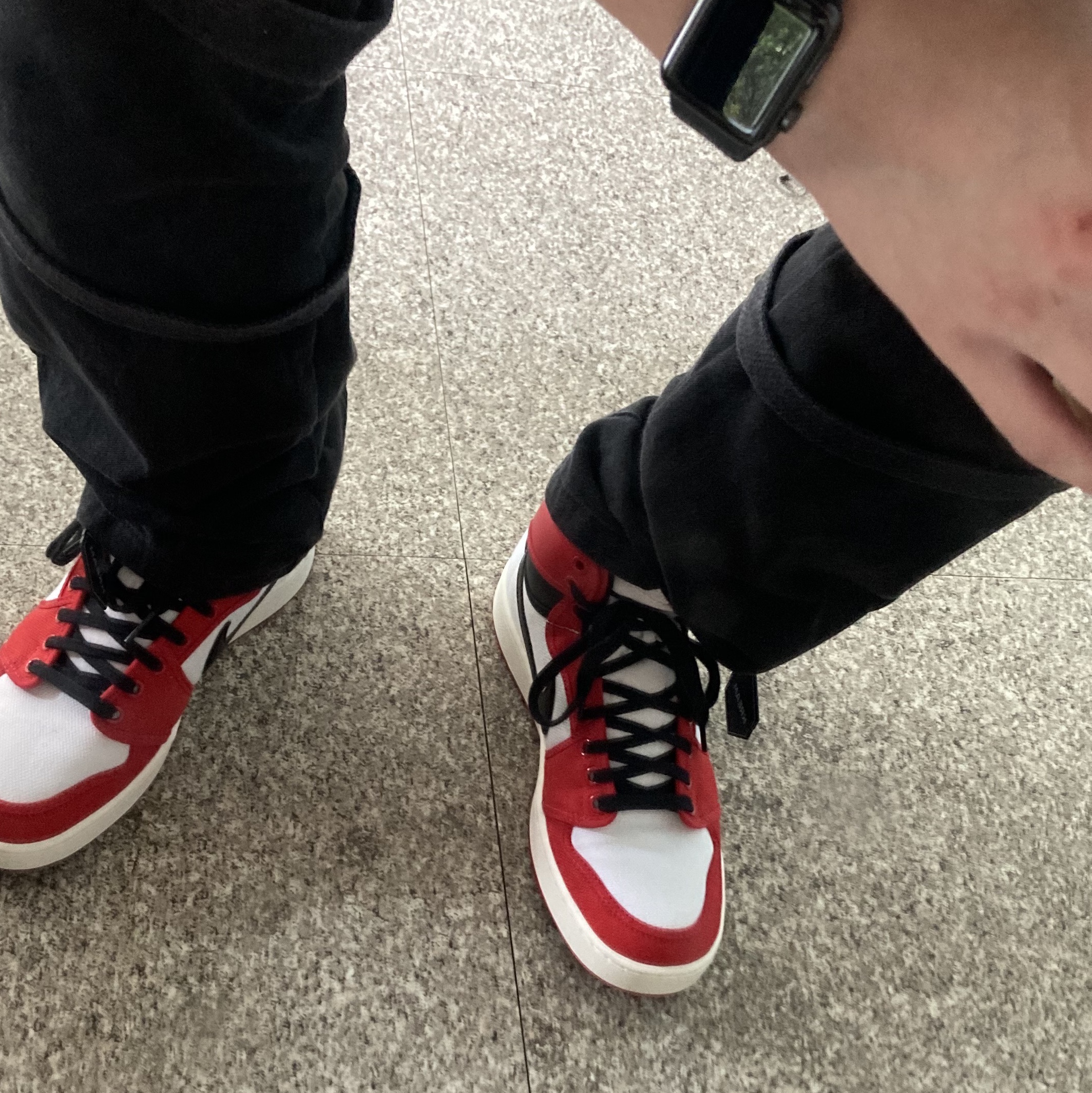Jordan 1 KO Chicago 2021 착용 스타일 - 5