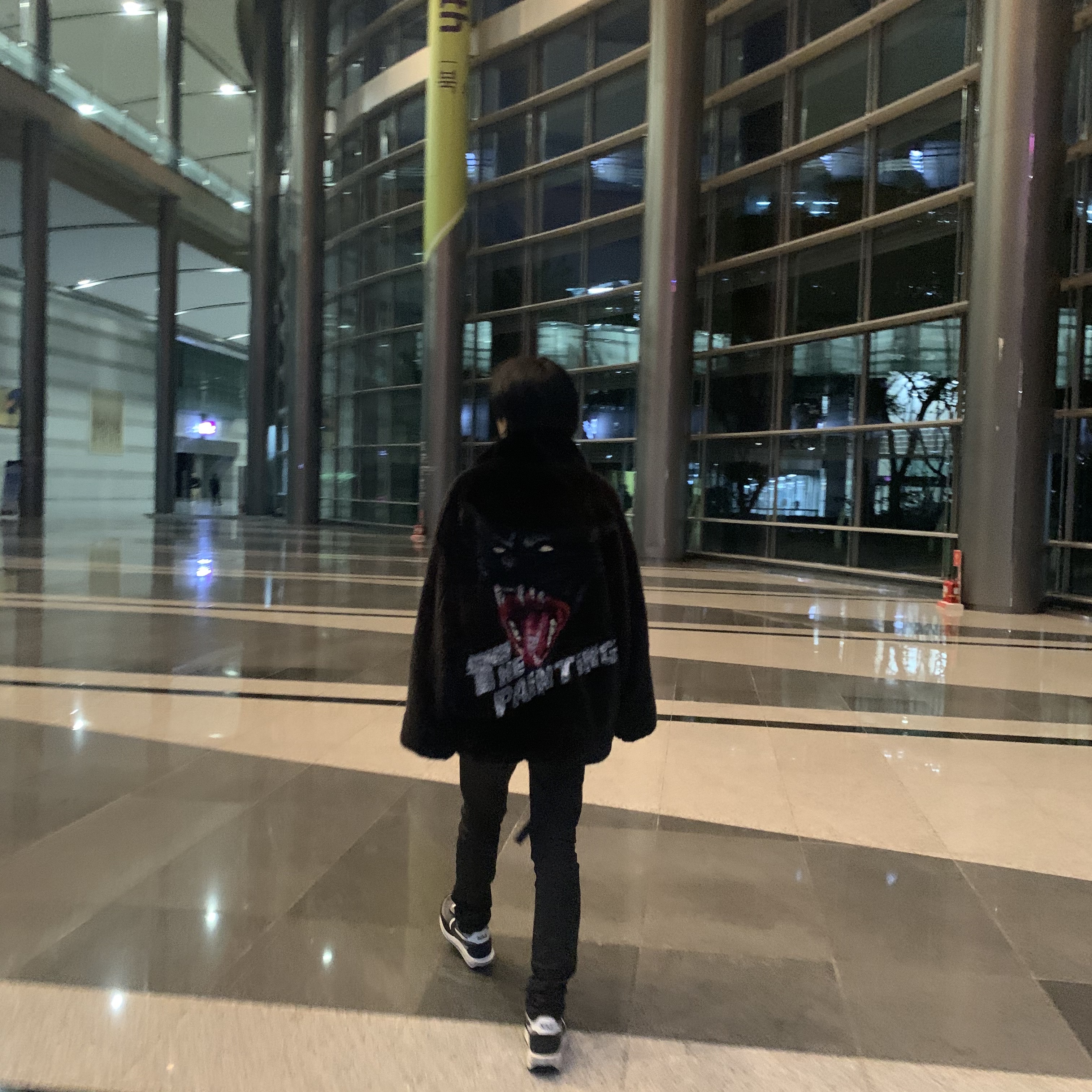Nike x Sacai LDWaffle Black 착용 스타일 - 1