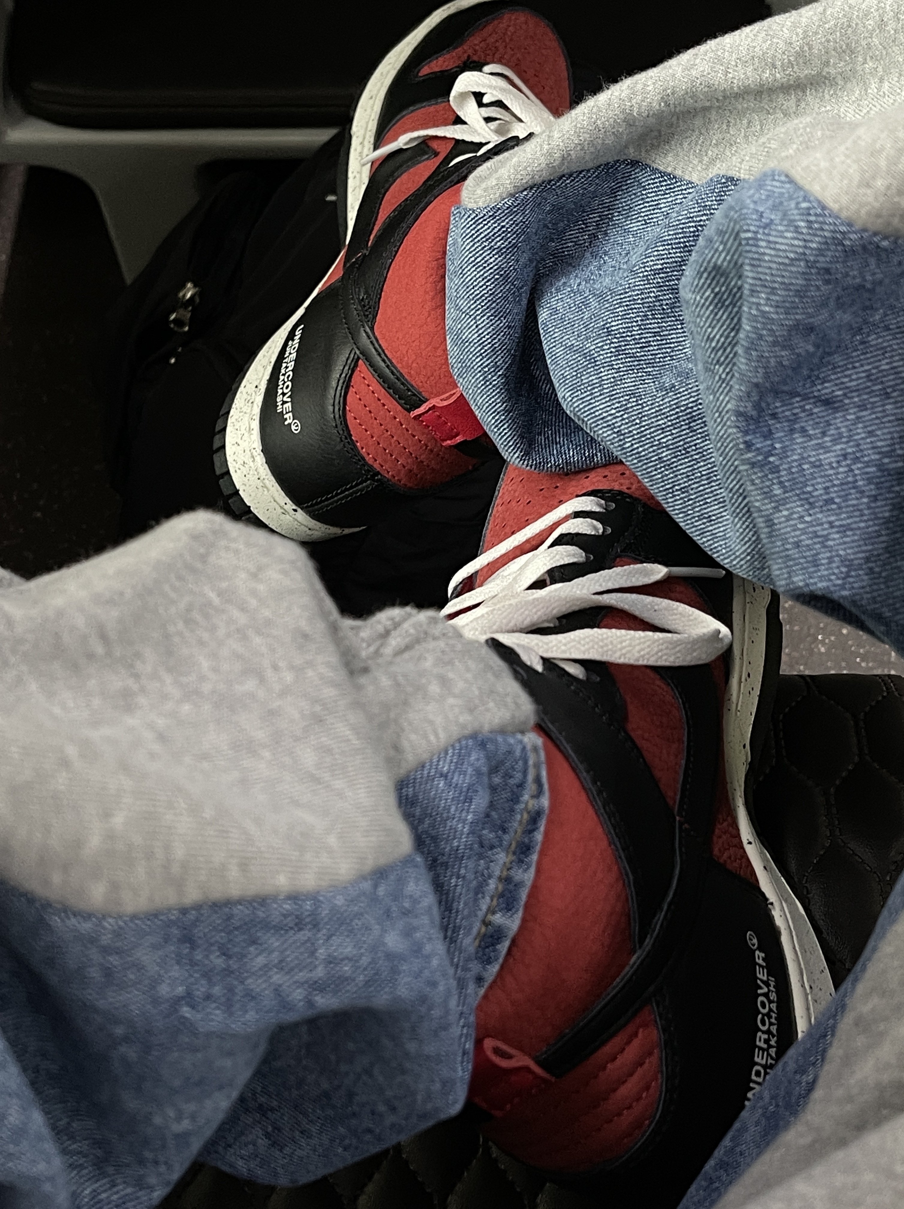 Nike x Undercover Dunk High 1985 Gym Red 착용 스타일
