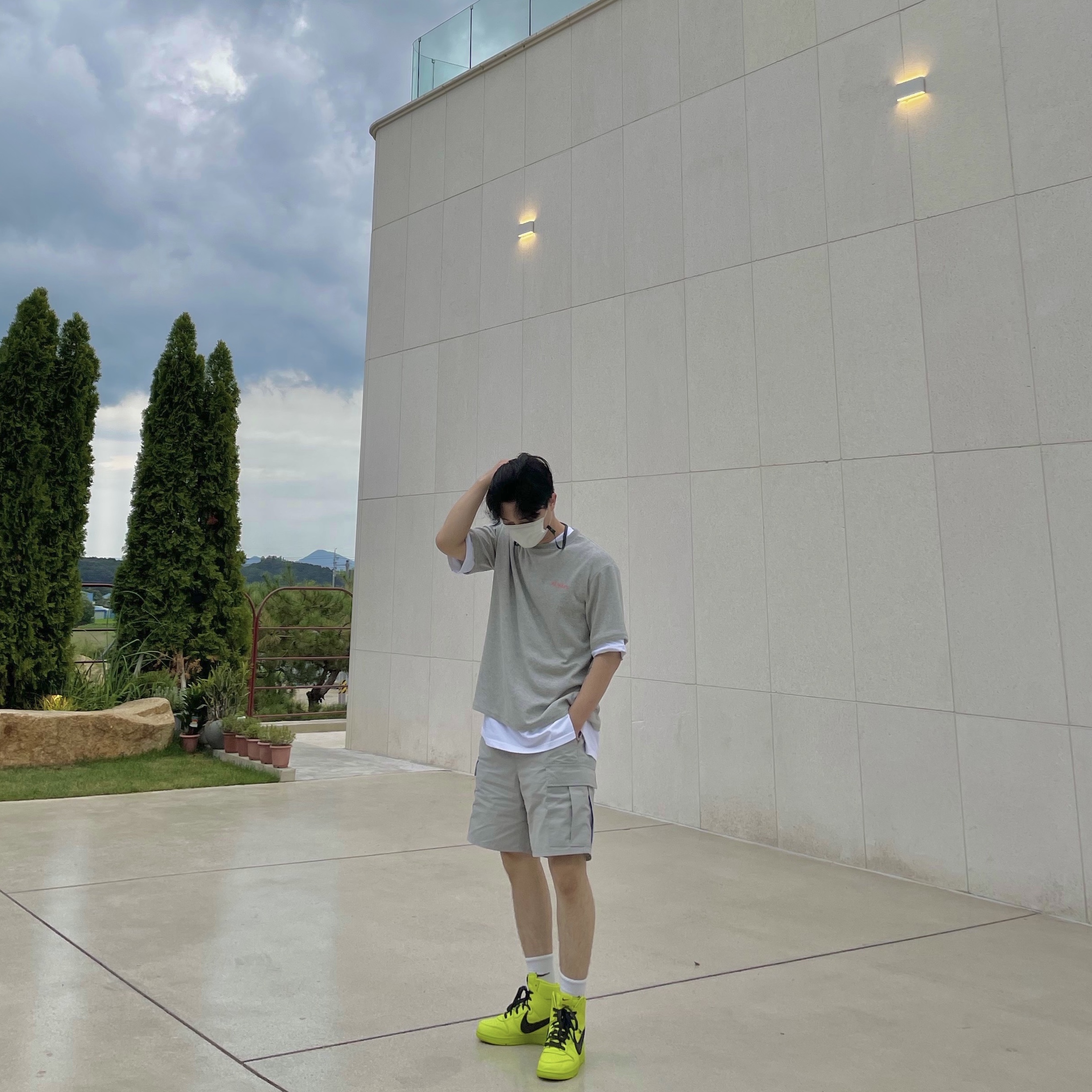 Nike x Ambush Dunk High Flash Lime 착용 스타일