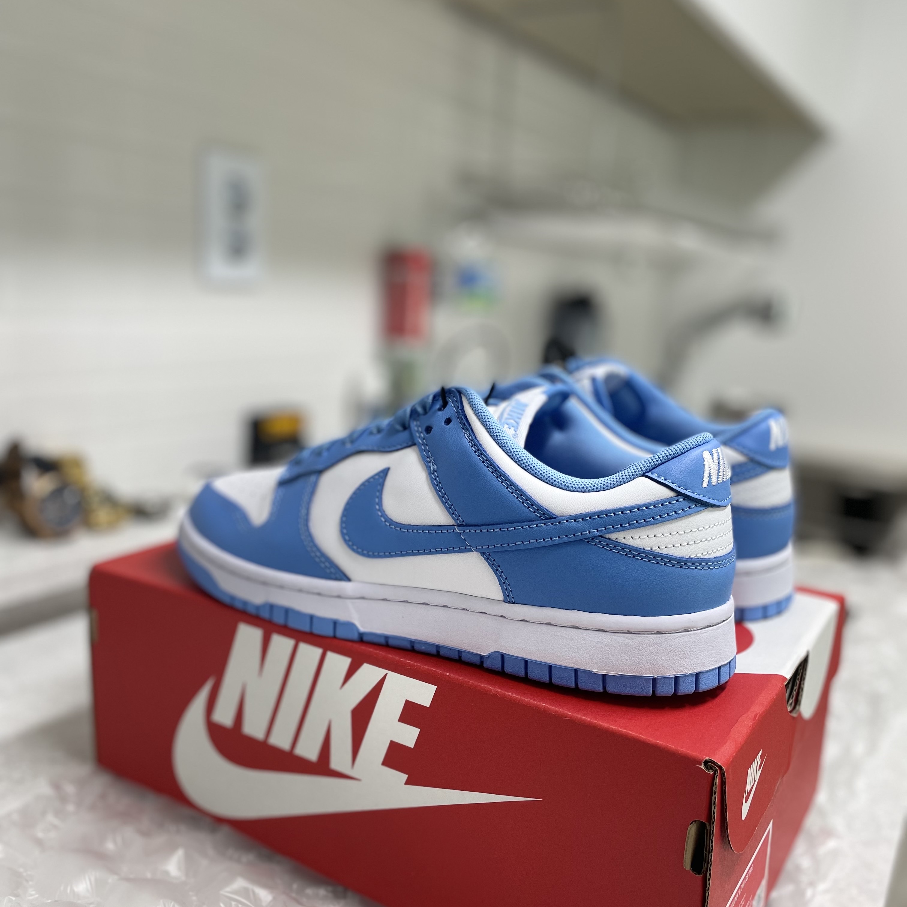Nike Dunk Low Retro University Blue 착용 스타일 - 2
