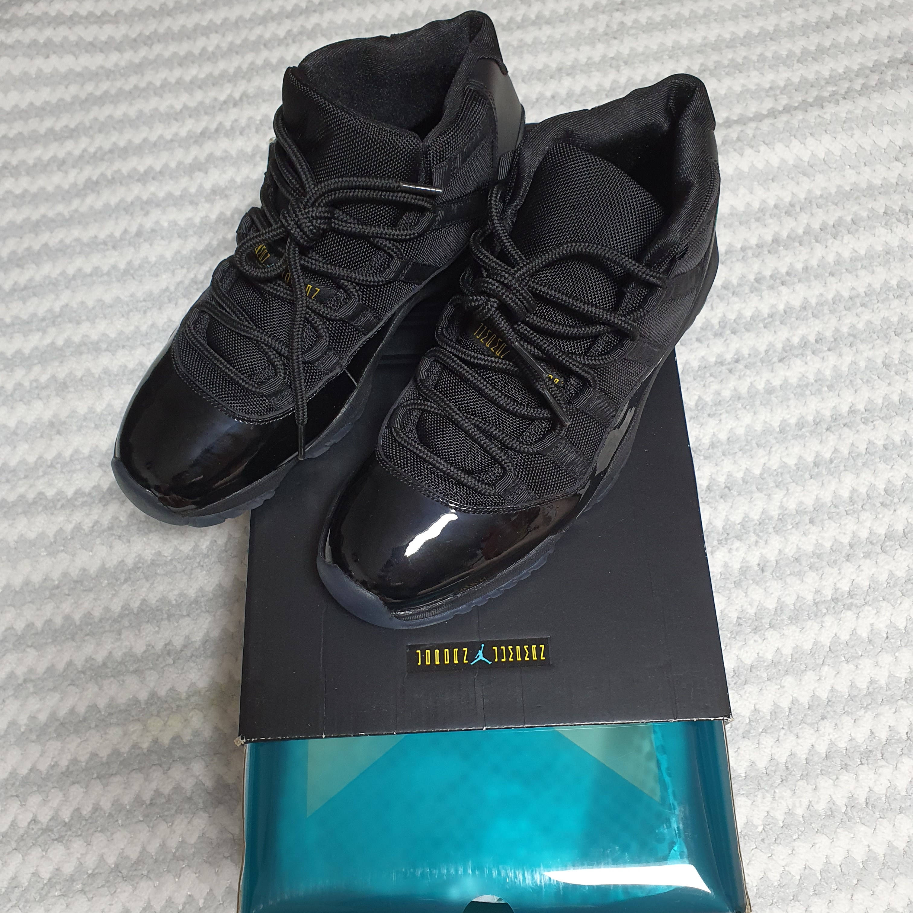 Jordan 11 Retro Gamma Blue 착용 스타일 - 1
