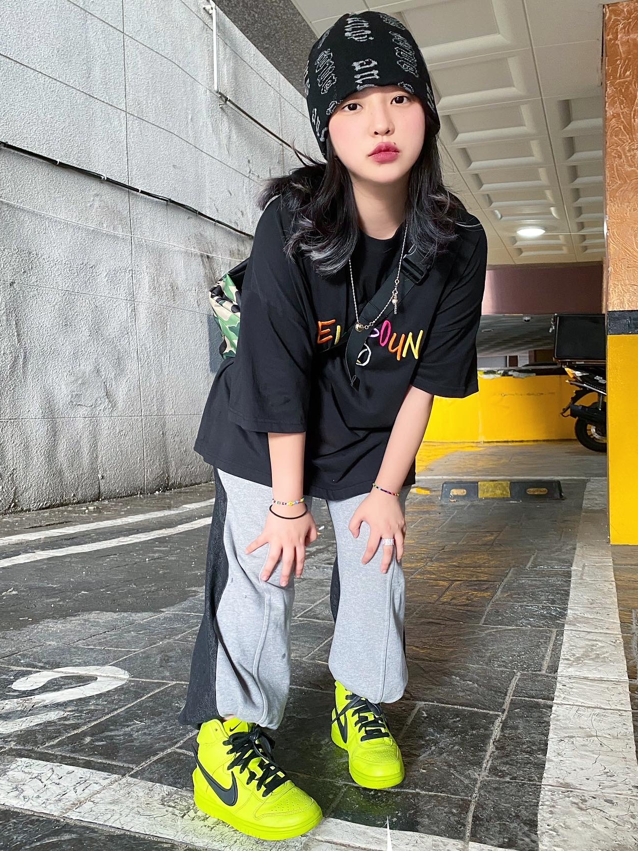 Nike x Ambush Dunk High Flash Lime 착용 스타일 - 1