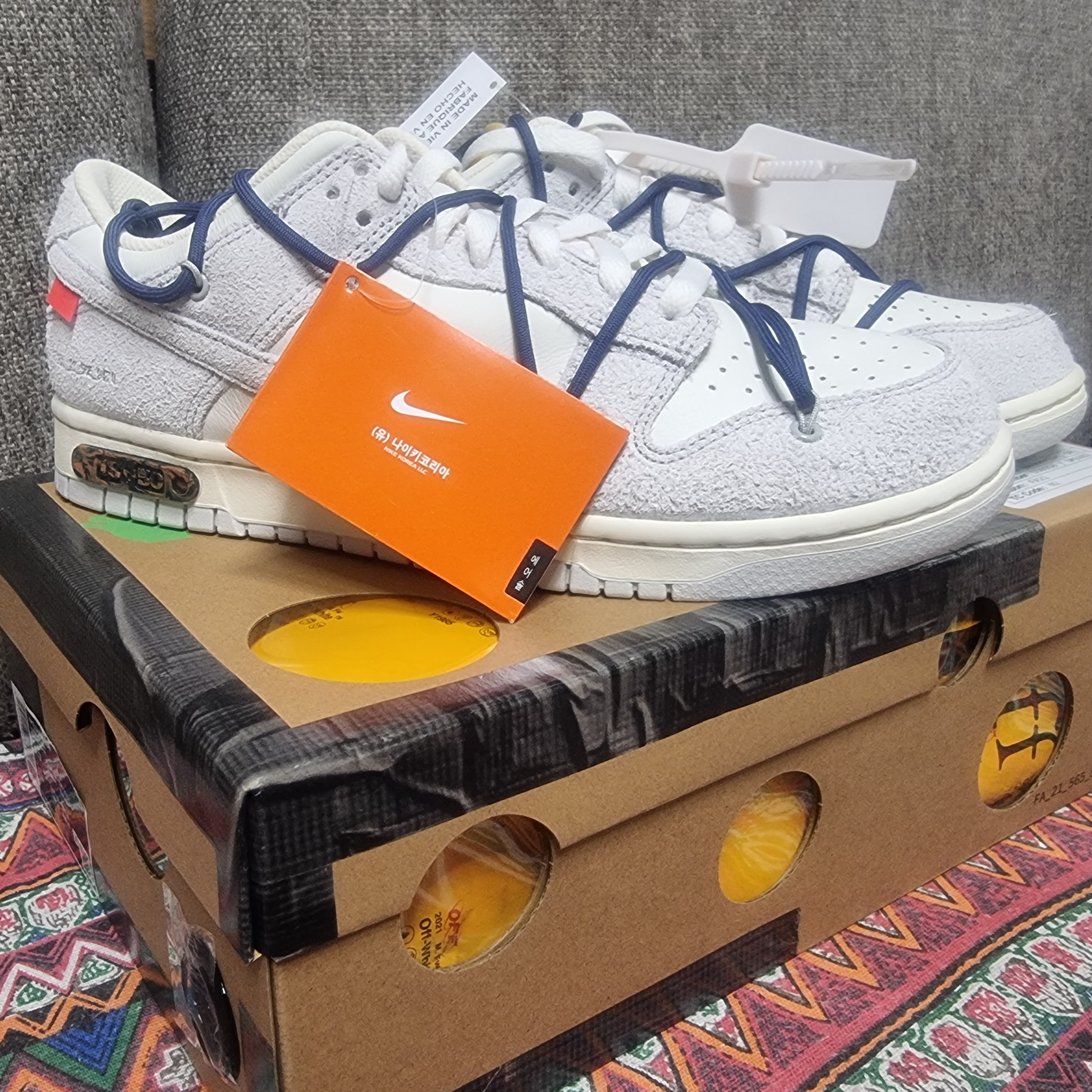 Nike x Off-White Dunk Low The 50 - Lot 18 착용 스타일