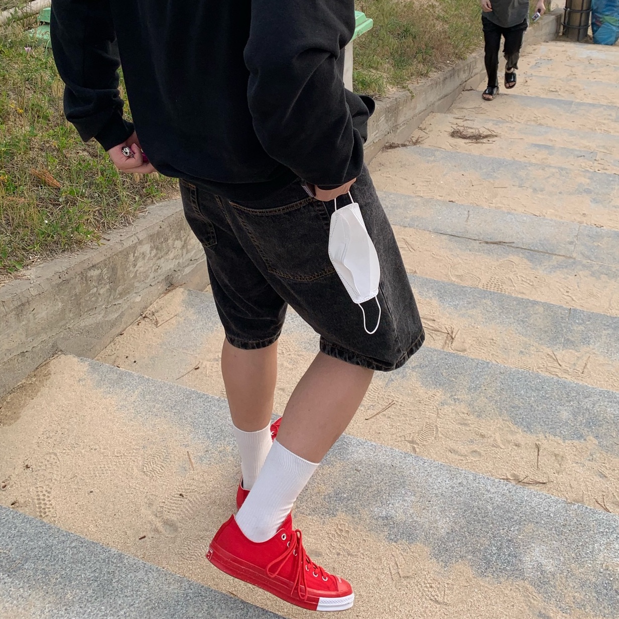 Converse x Undercover Chuck 70 Ox Red 착용 스타일 - 2
