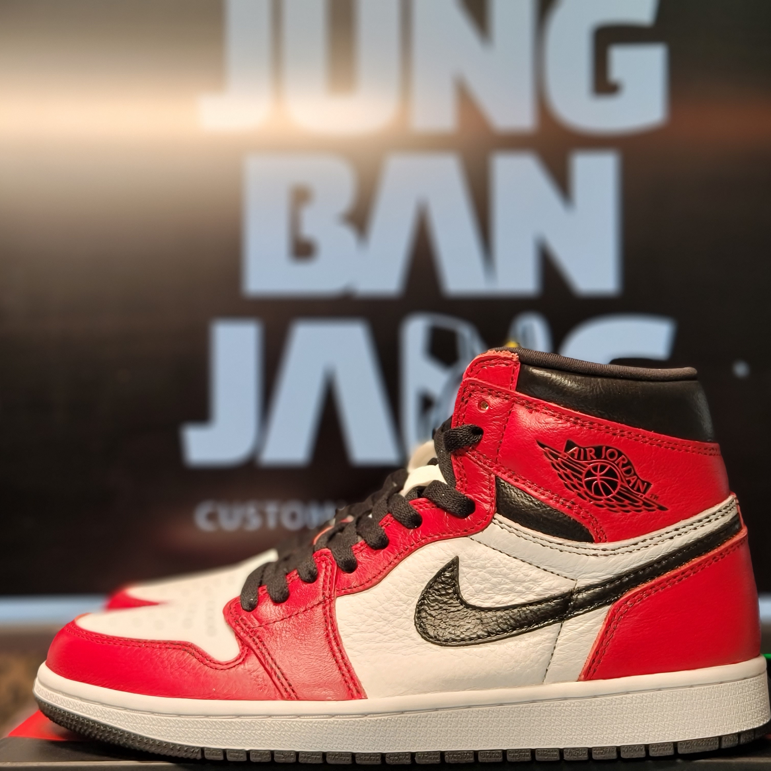 Jordan 1 Retro High OG Light Fusion Red 착용 스타일 - 3