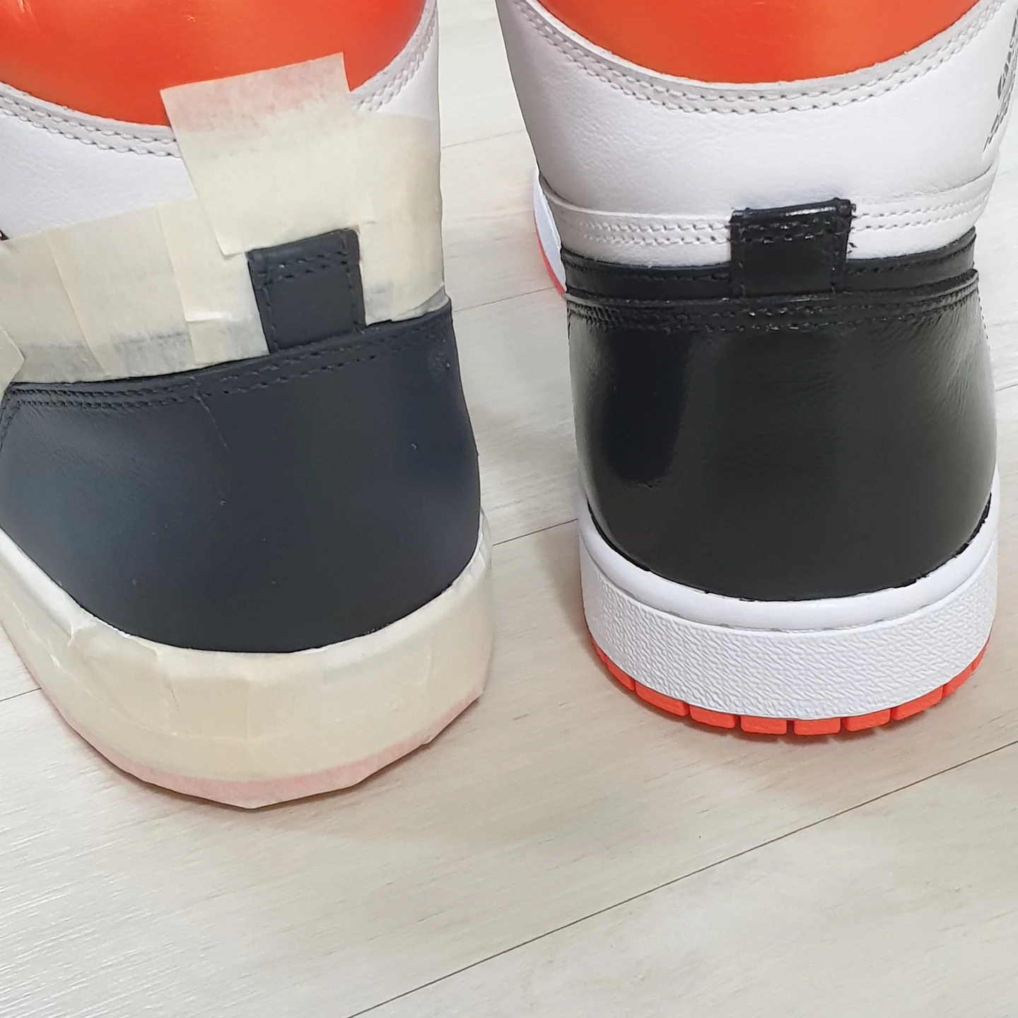 Jordan 1 Retro High OG Electro Orange 착용 스타일 - 4