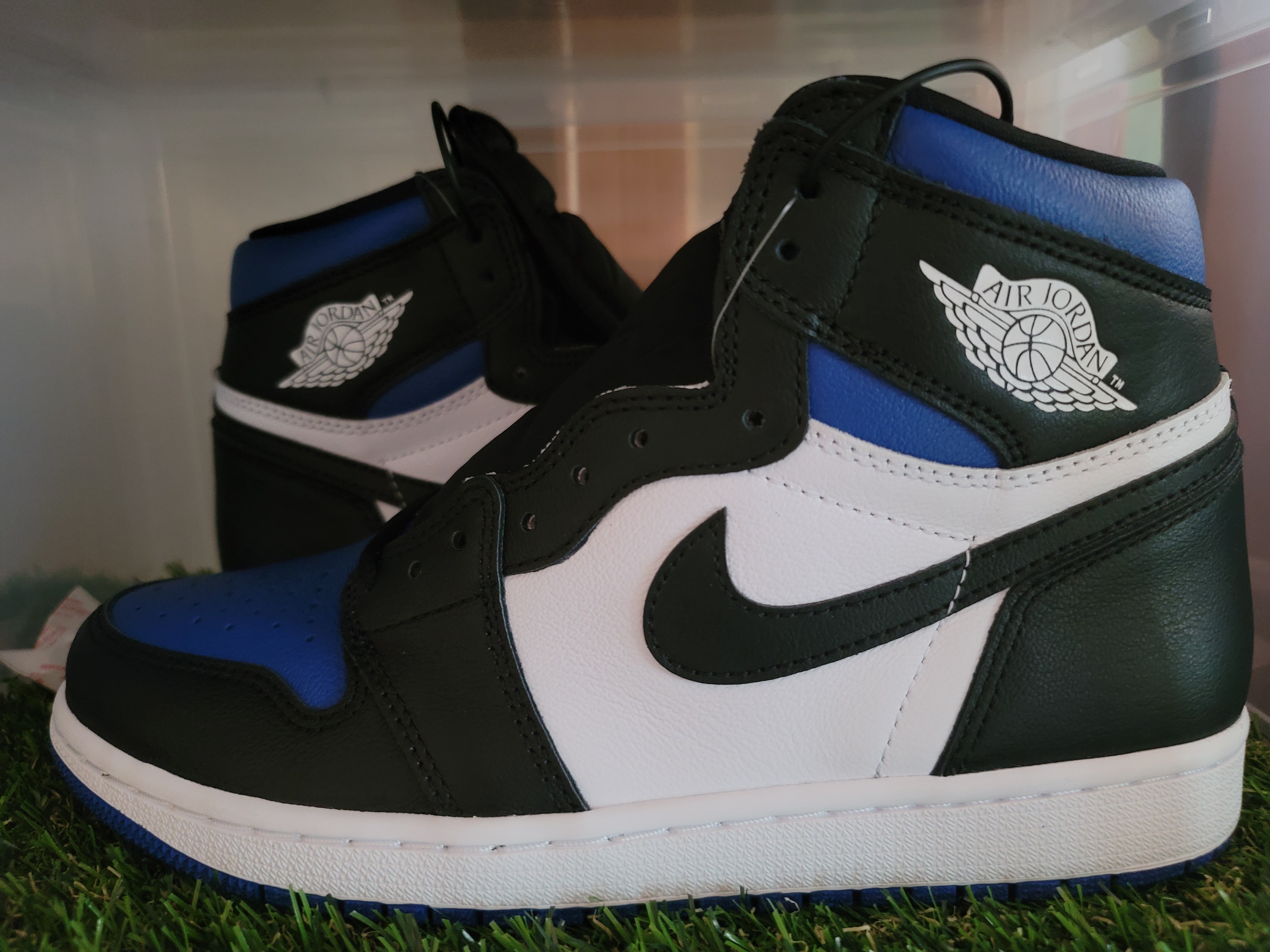 Jordan 1 Retro High OG Royal Toe 착용 스타일