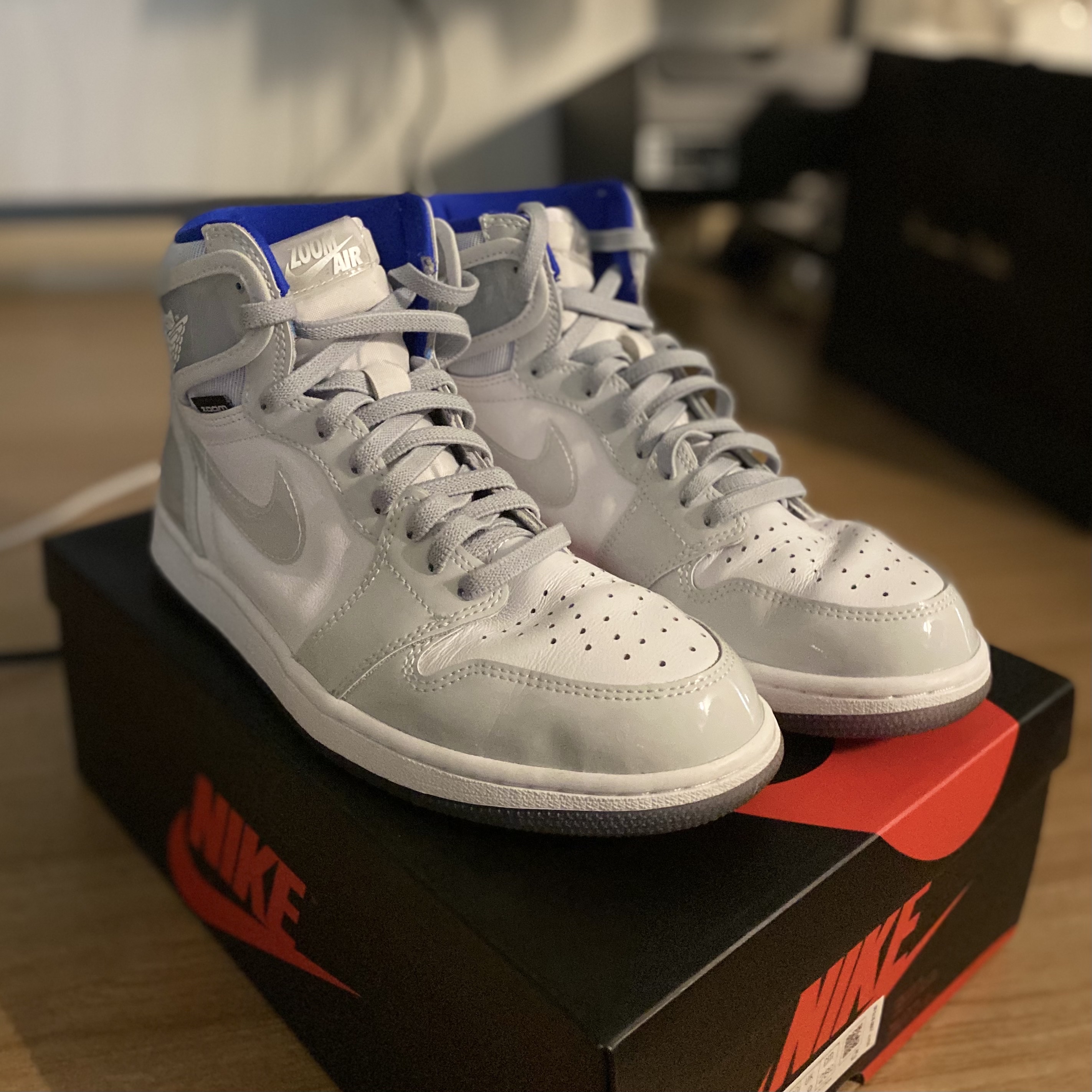 Jordan 1 Retro High Zoom White Racer Blue 착용 스타일 - 2