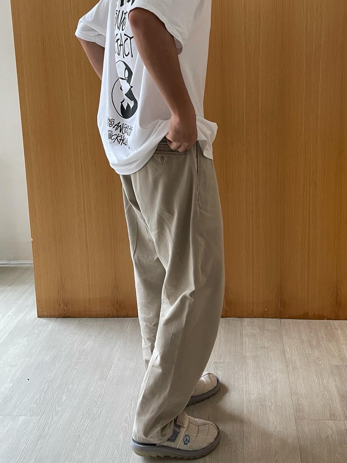 Stussy x Our Legacy Surfman T-Shirt White - 21SS, Reebok x Story mfg. Beatnik 착용 스타일 - 2