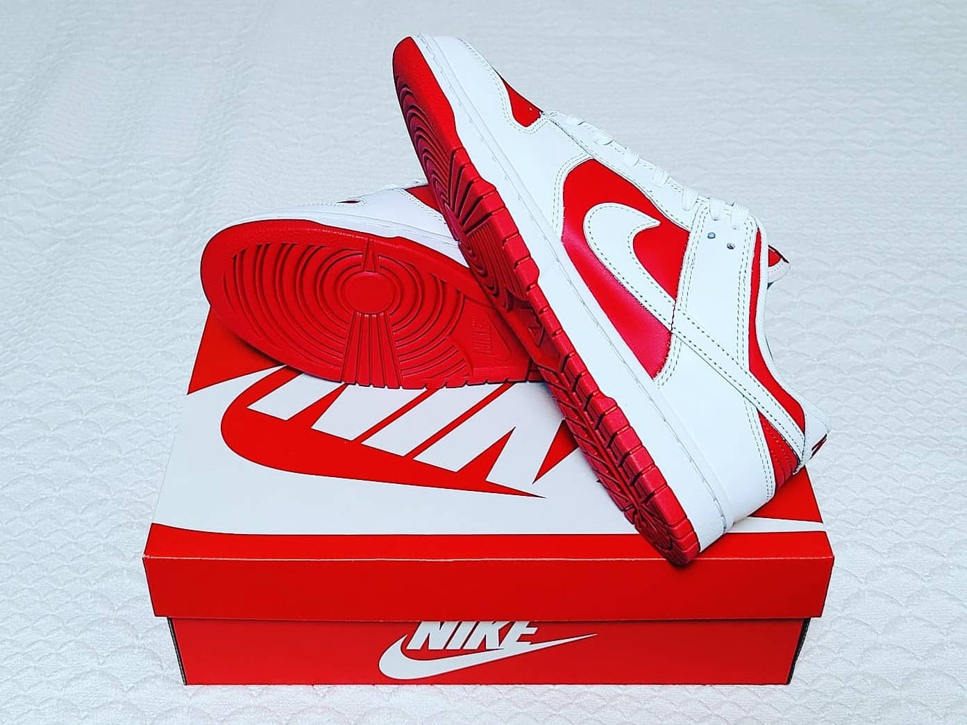 Nike Dunk Low Retro Championship Red 착용 스타일 - 4