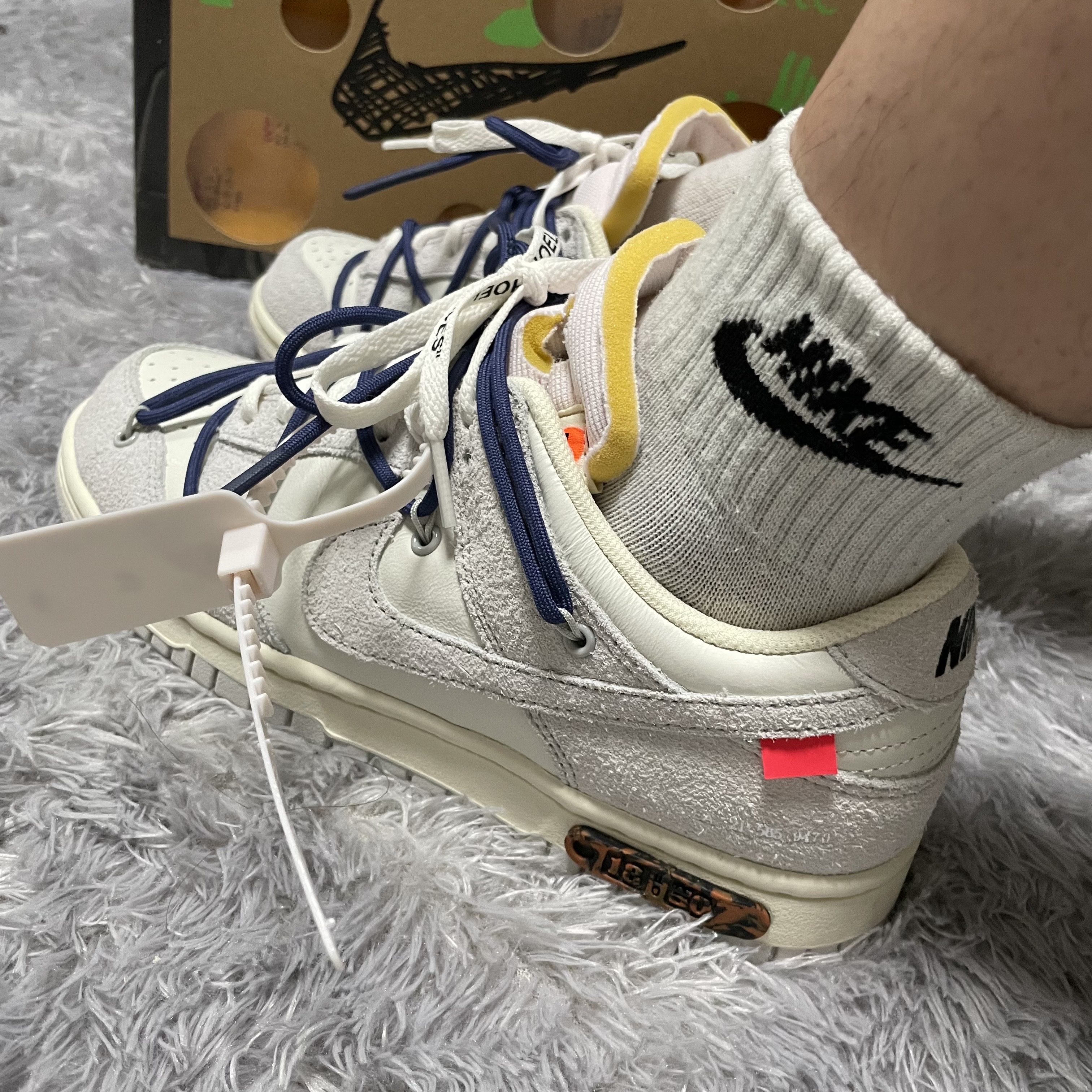Nike x Off-White Dunk Low The 50 - Lot 18 착용 스타일 - 3