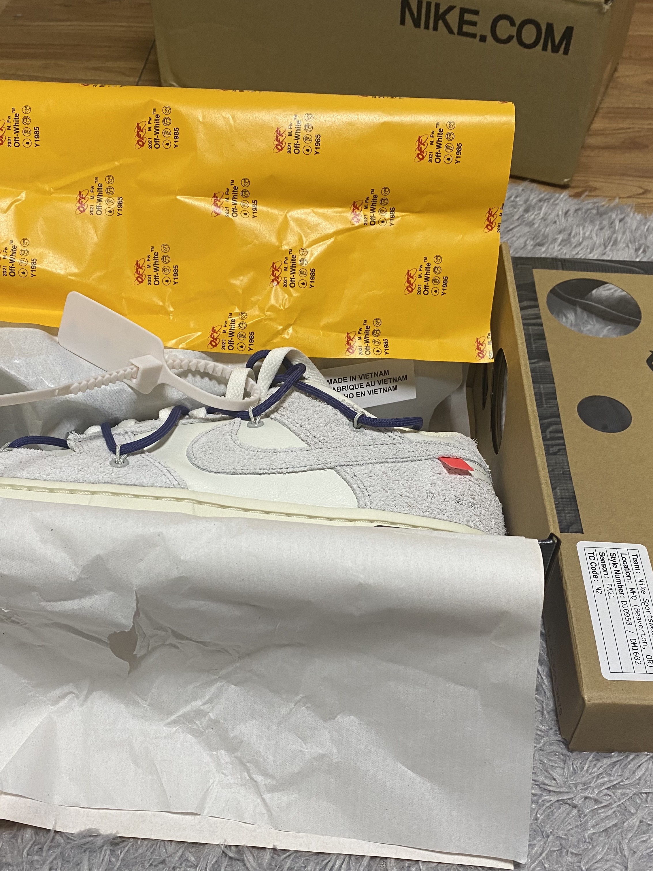 Nike x Off-White Dunk Low The 50 - Lot 18 착용 스타일 - 2