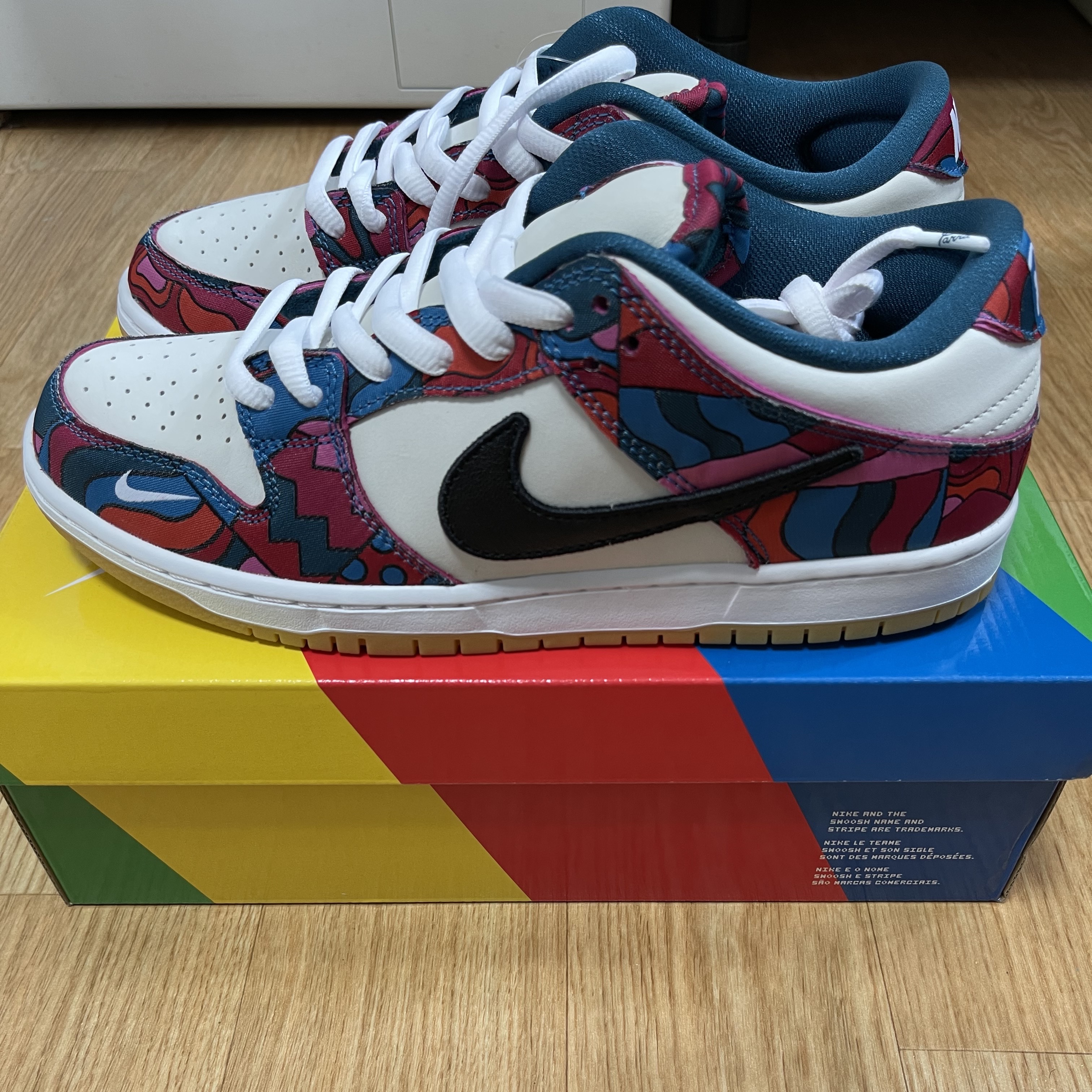 Nike x Parra SB Dunk Low Pro Abstract Art 착용 스타일 - 1