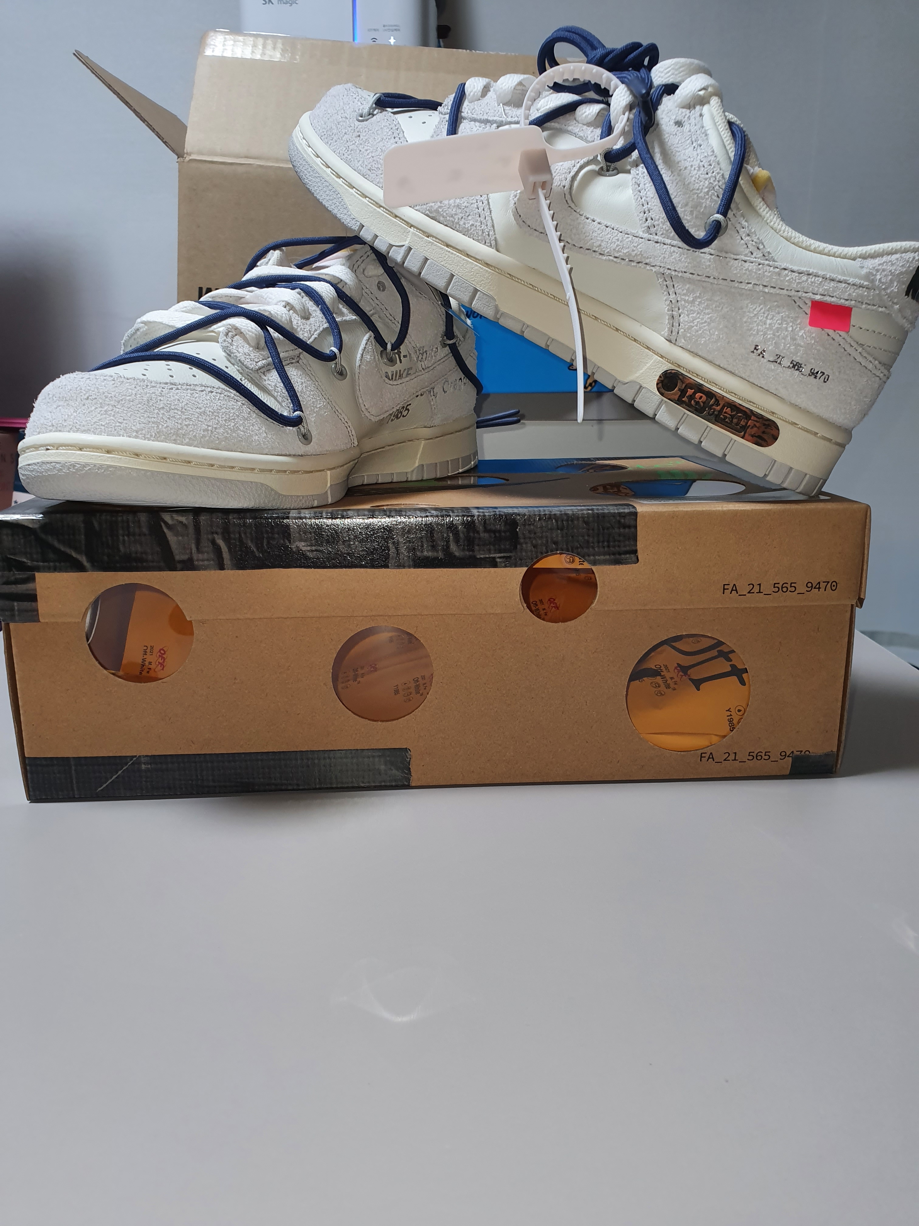 Nike x Off-White Dunk Low The 50 - Lot 18 착용 스타일 - 2