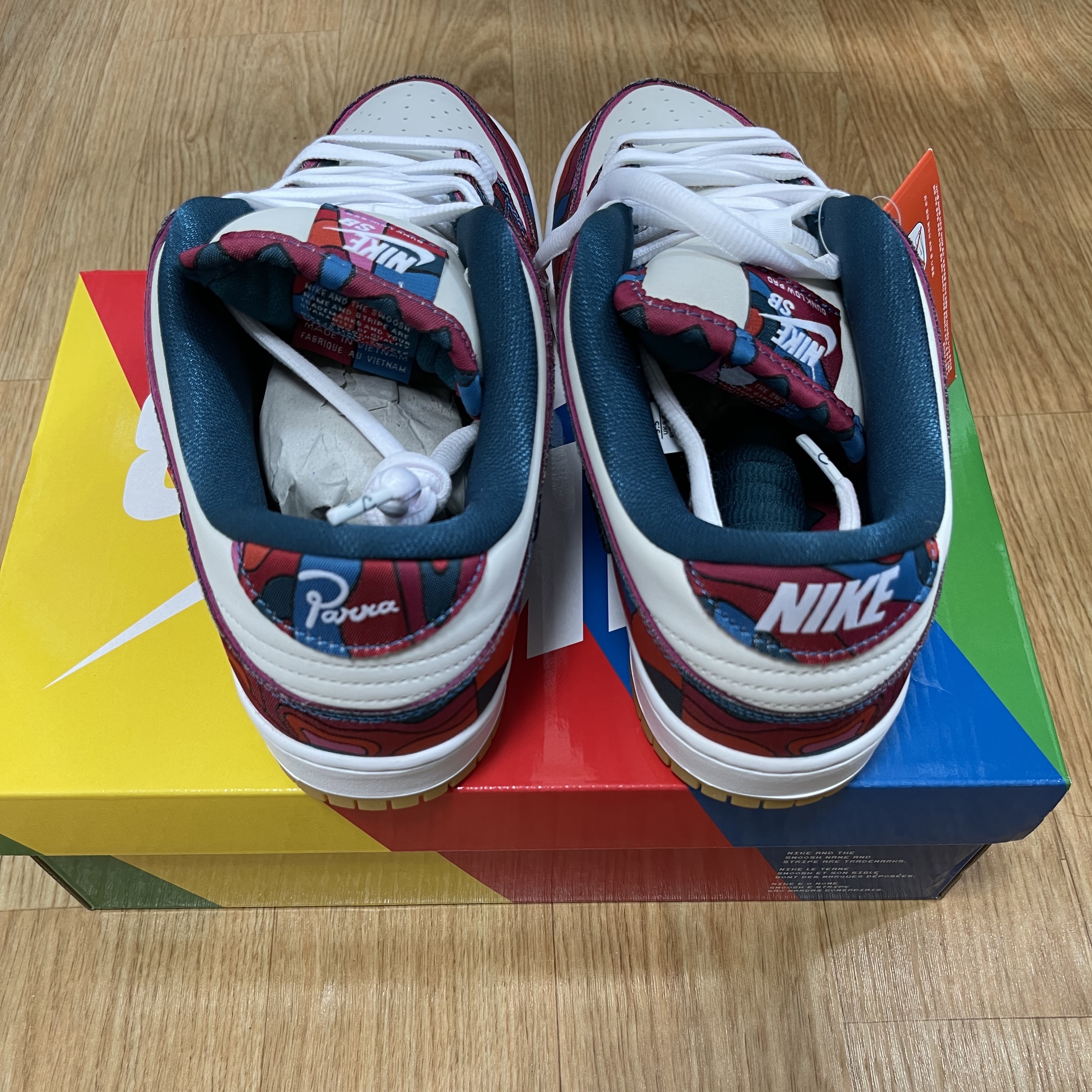 Nike x Parra SB Dunk Low Pro Abstract Art 착용 스타일 - 4