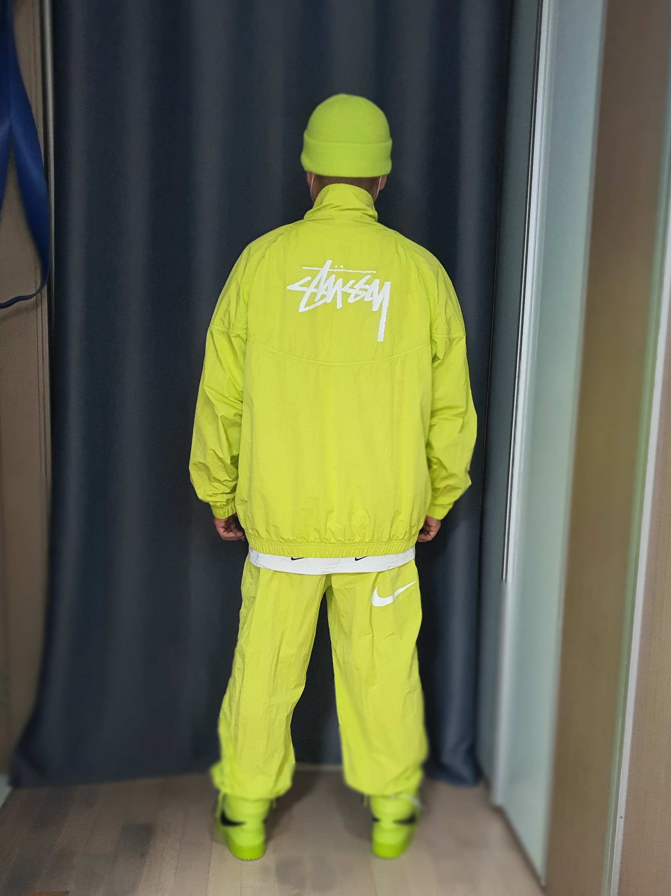 Nike x Ambush Dunk High Flash Lime, Nike x Stussy Beach Pants Bright Cactus 착용 스타일 - 4