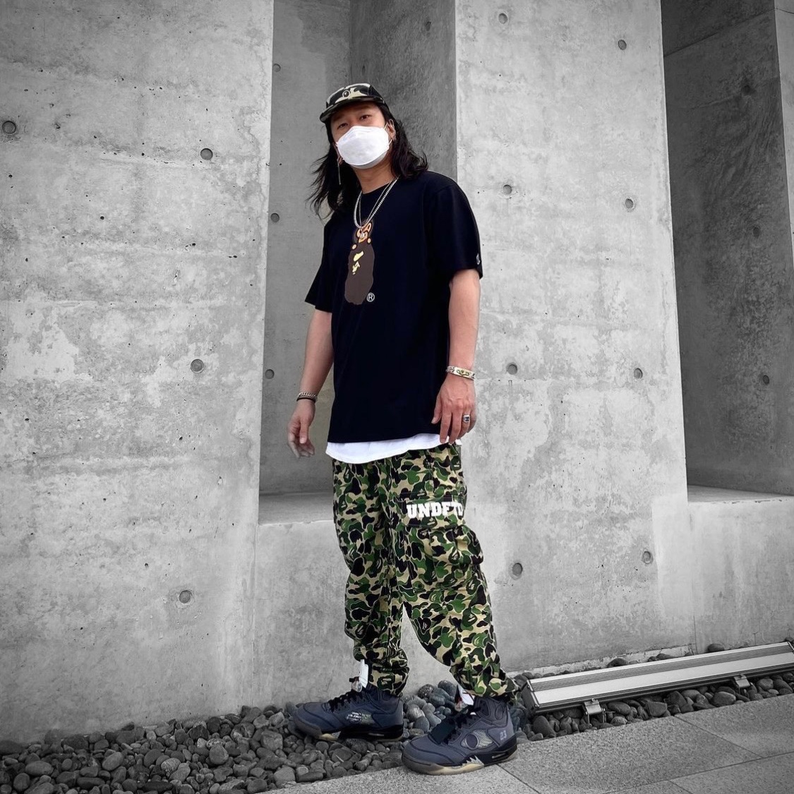 Jordan 5 x Off-White Retro SP Black Muslin 착용 스타일